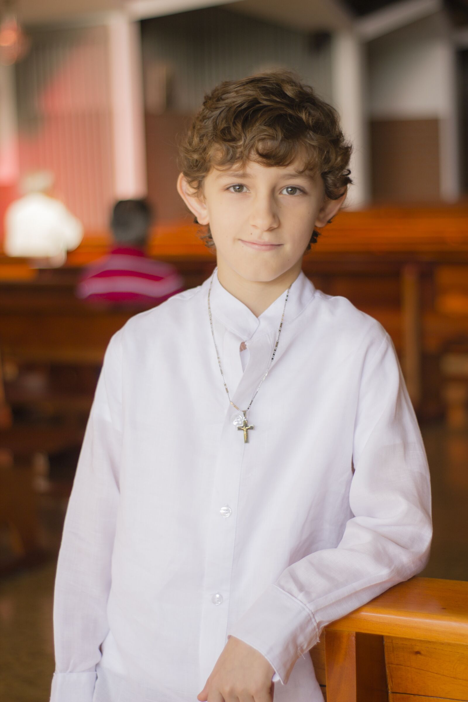 Canon EOS 600D (Rebel EOS T3i / EOS Kiss X5) sample photo. Altar boy, church, catholic photography