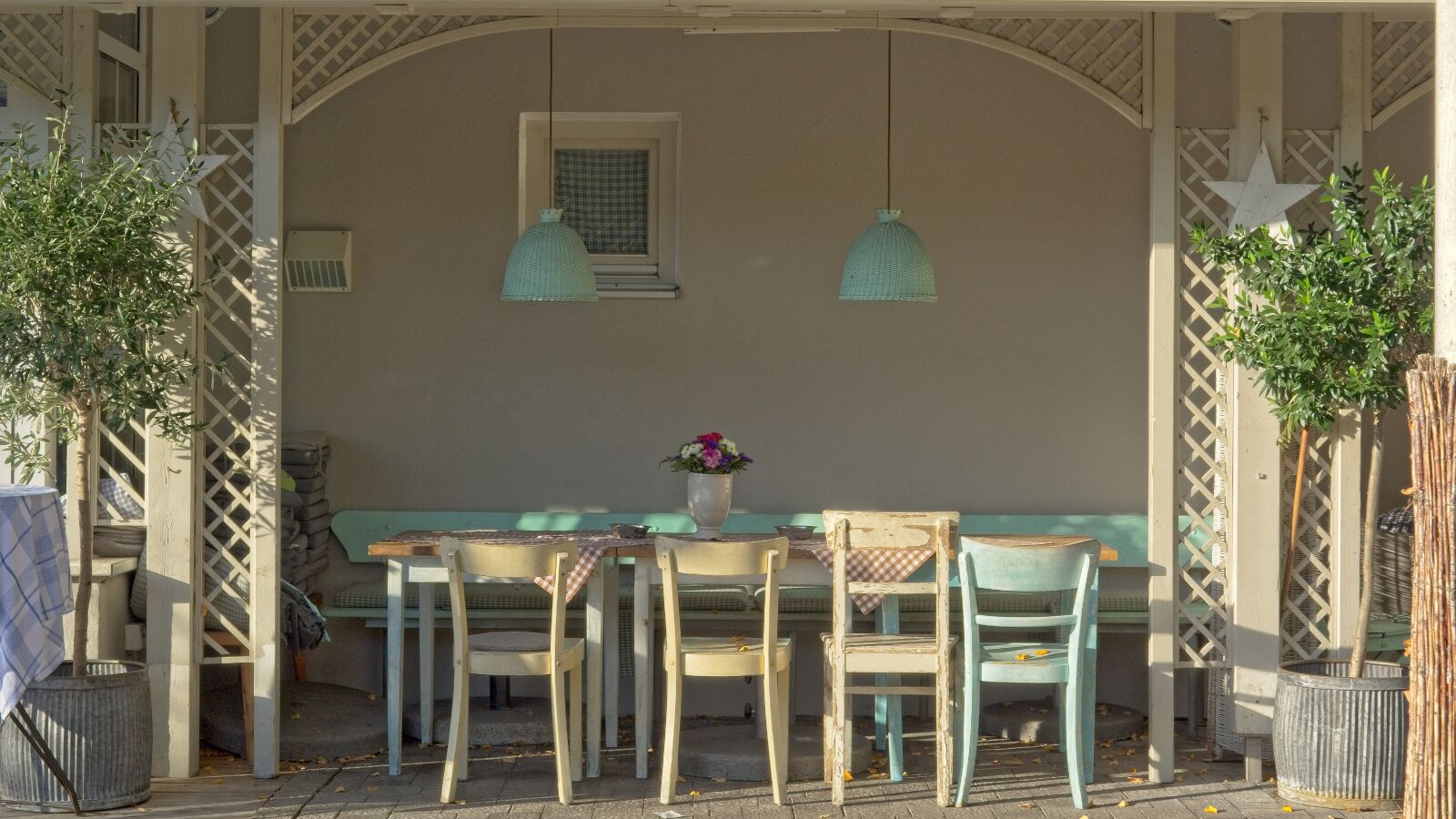 Nikon D7100 sample photo. Seating arrangement, seating, gastronomy photography