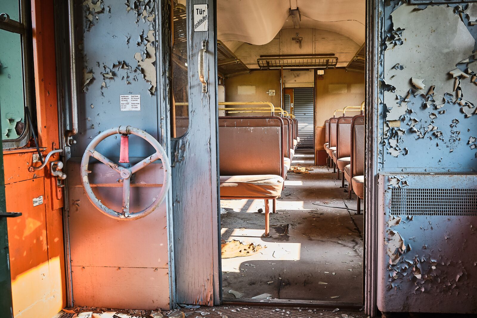 Fujifilm XF 18-55mm F2.8-4 R LM OIS sample photo. Wagon, brake, old photography