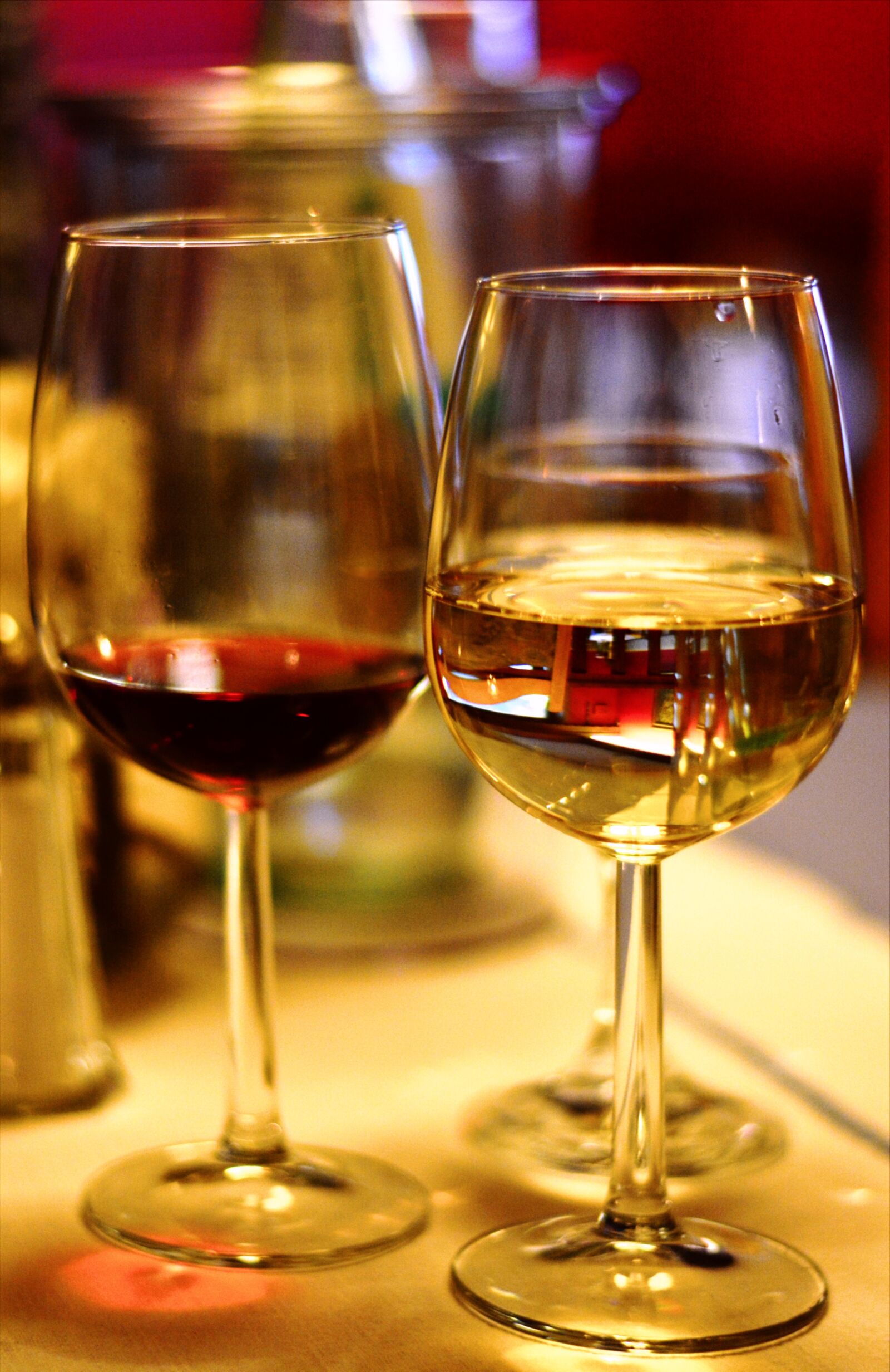 Nikon D5200 sample photo. Wine glass, wine, red photography