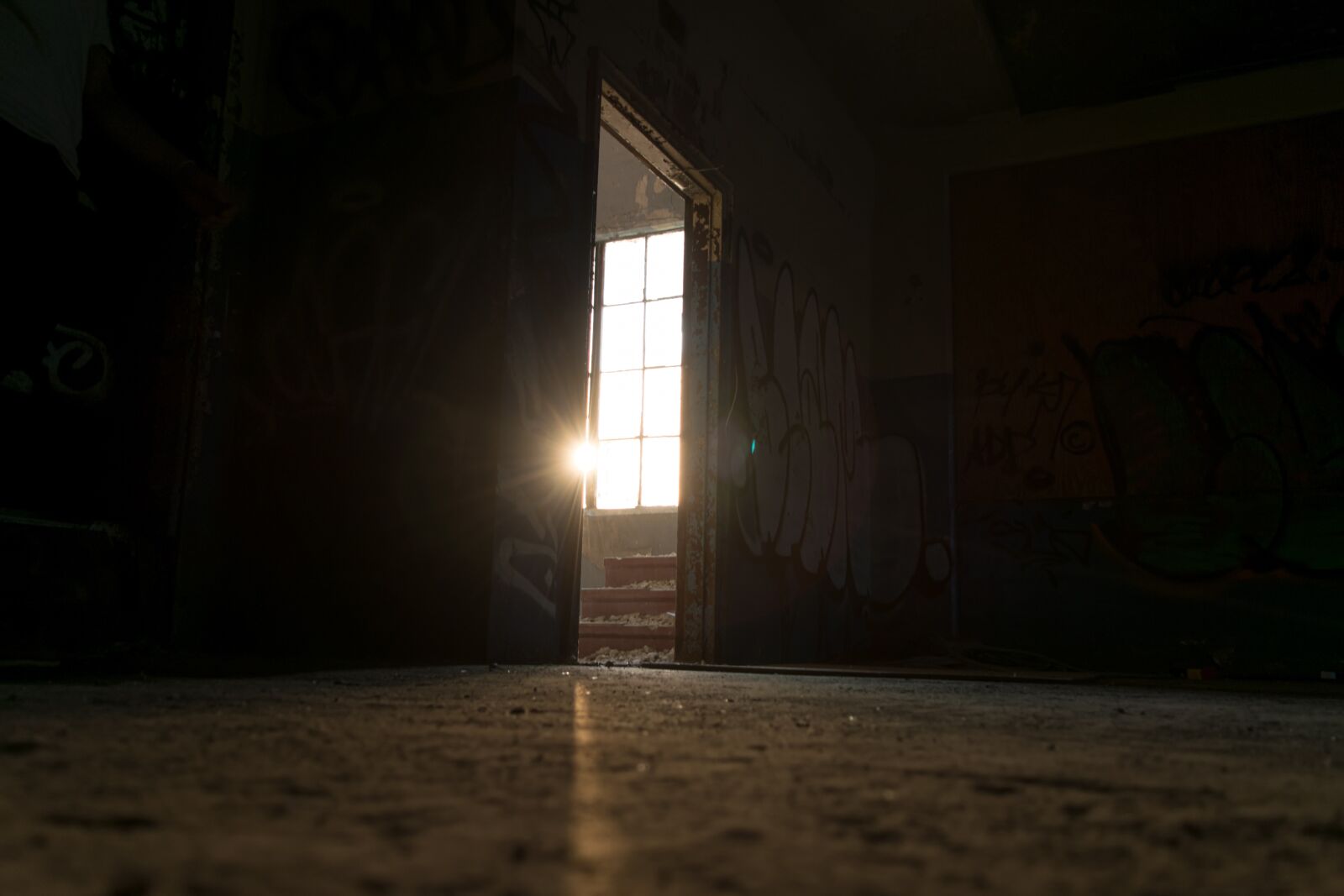 Nikon D3300 sample photo. Sun flare, abandoned building photography