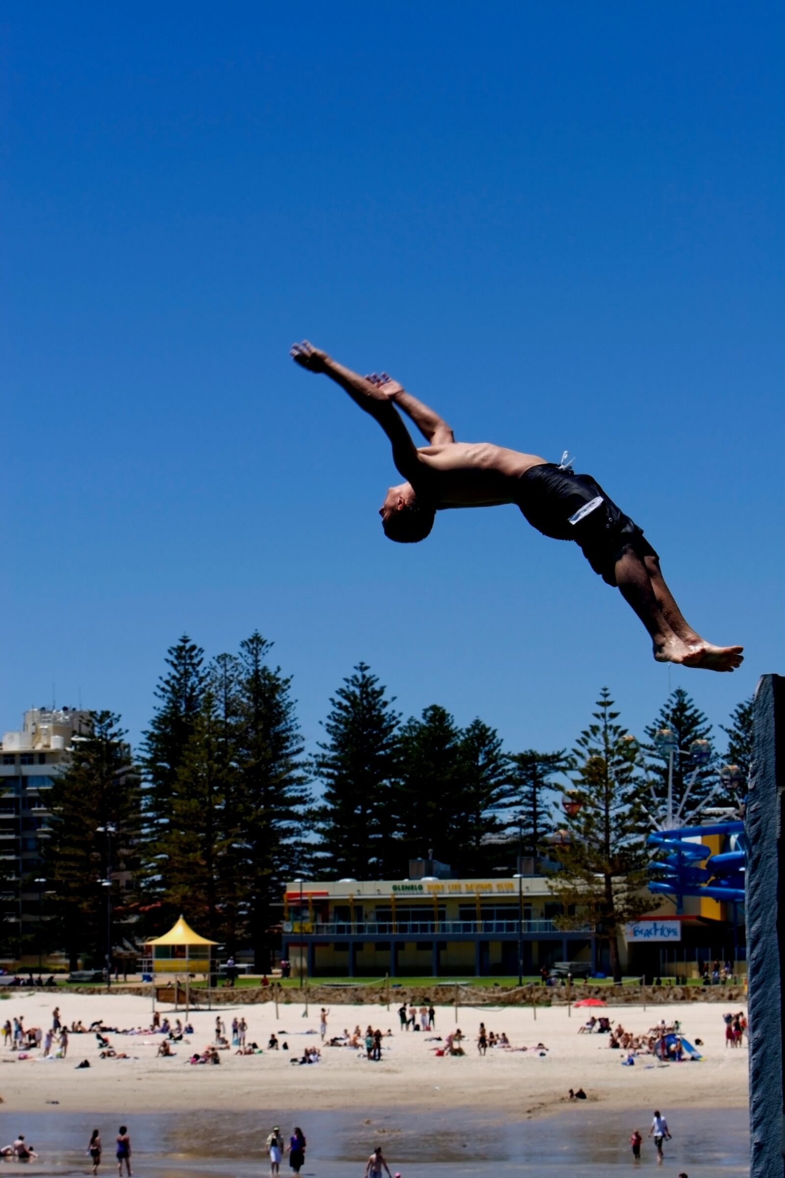 Canon EOS 20D sample photo. Outdoors, sky, water photography
