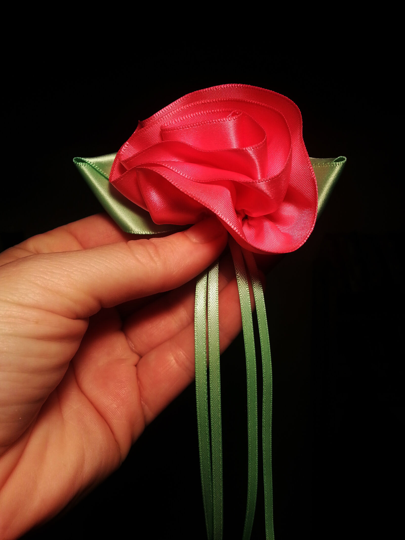 Samsung Galaxy S3 sample photo. Ribbon, rose, sewn photography