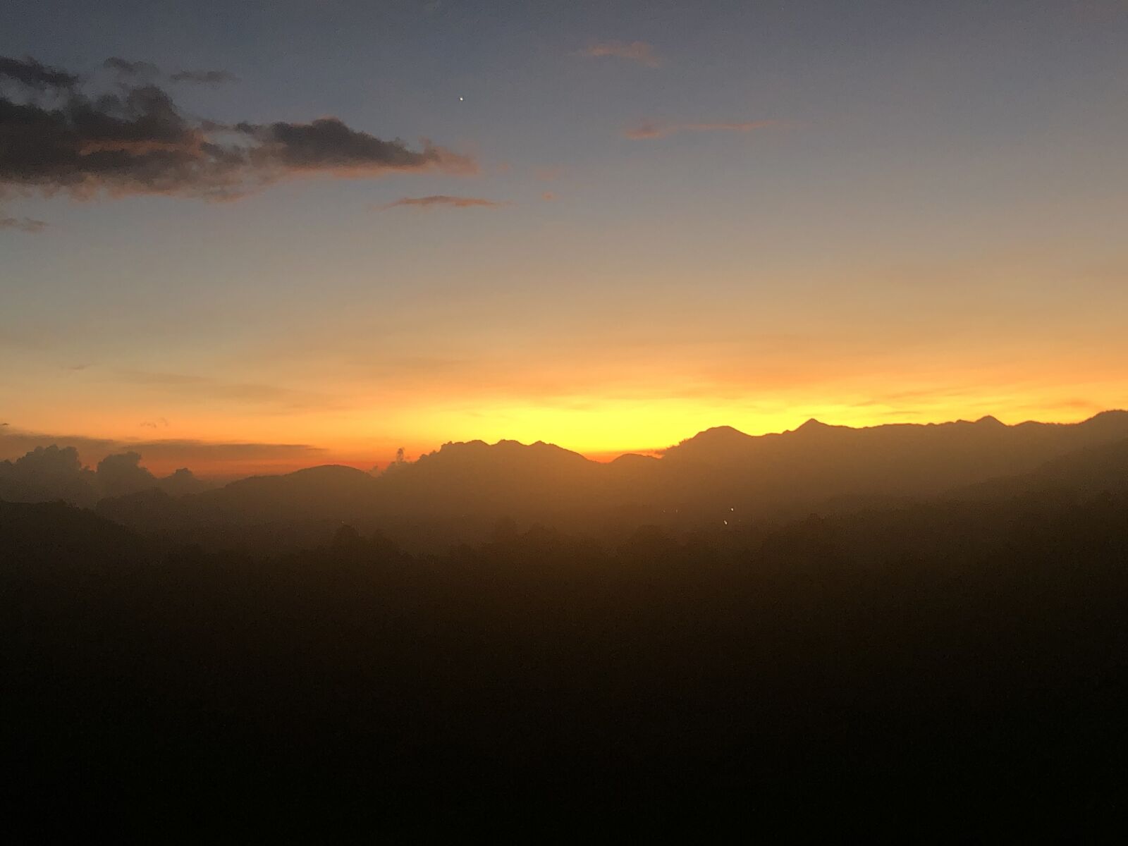 iPhone 8 back camera 3.99mm f/1.8 sample photo. Sunset, landscape, dawn photography