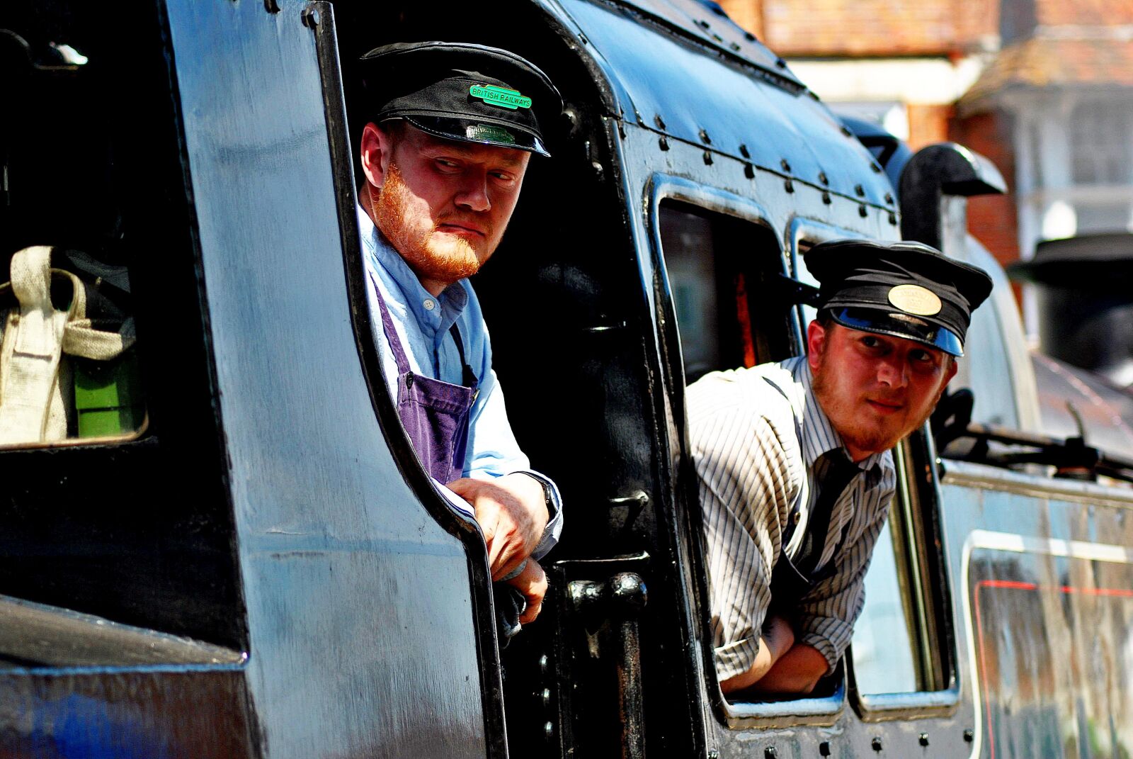 Nikon D3000 sample photo. Train, driver, guard photography