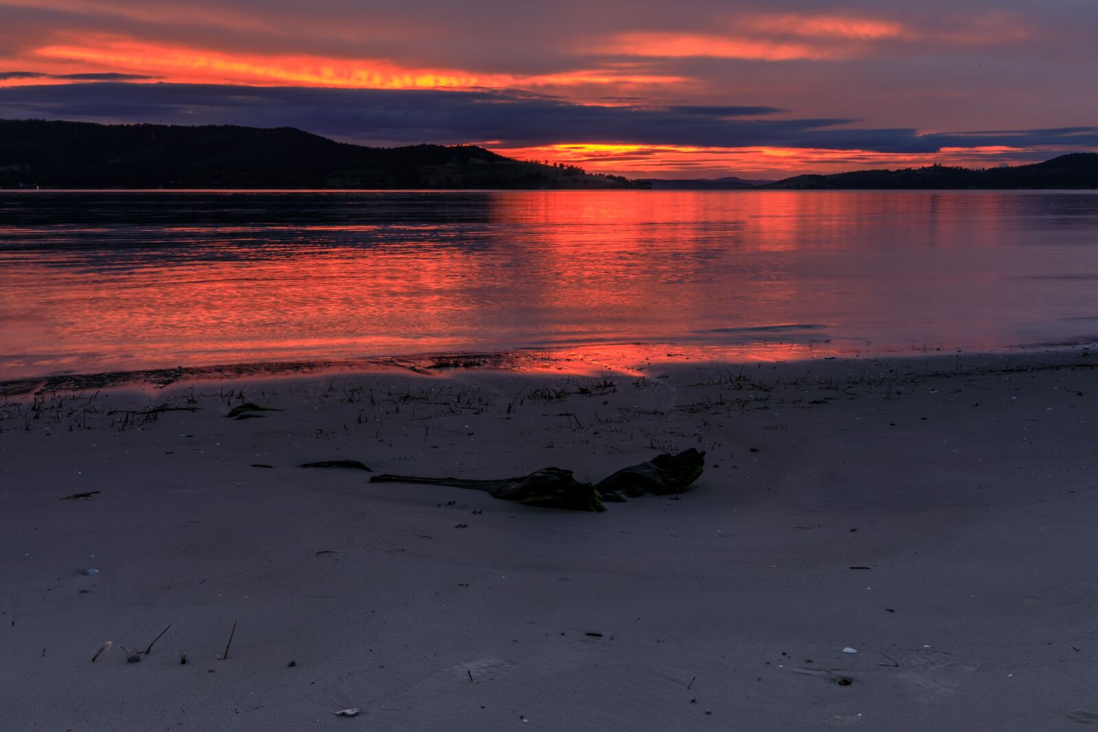 Canon EF 16-35mm F4L IS USM sample photo. Australia, tasmania, snug photography