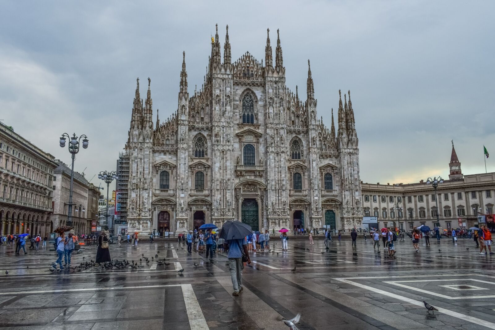 Nikon D3300 sample photo. Italy, milano, duomo square photography