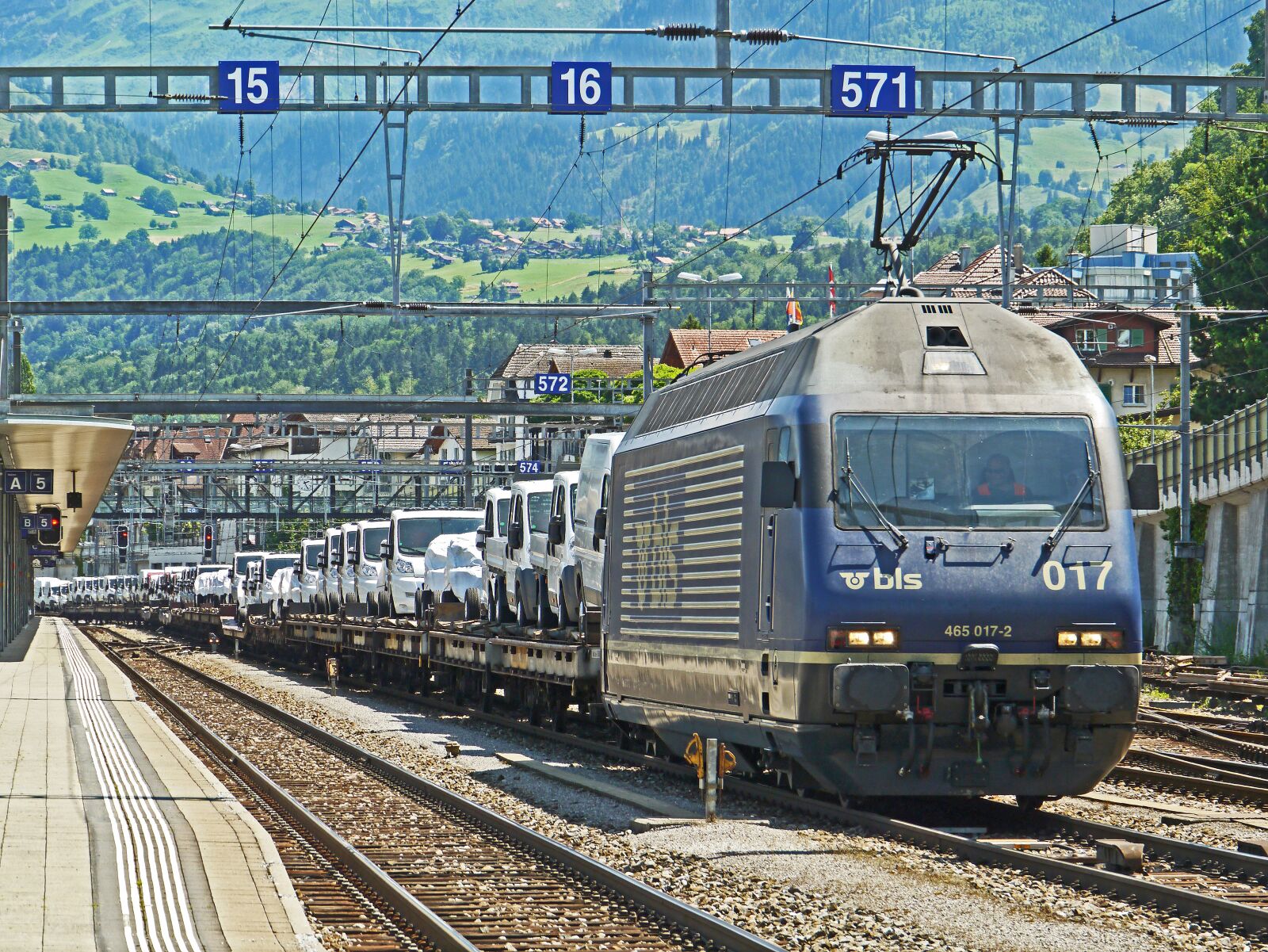 Panasonic Lumix DMC-G3 sample photo. Freight train, autotransporter, alpine photography