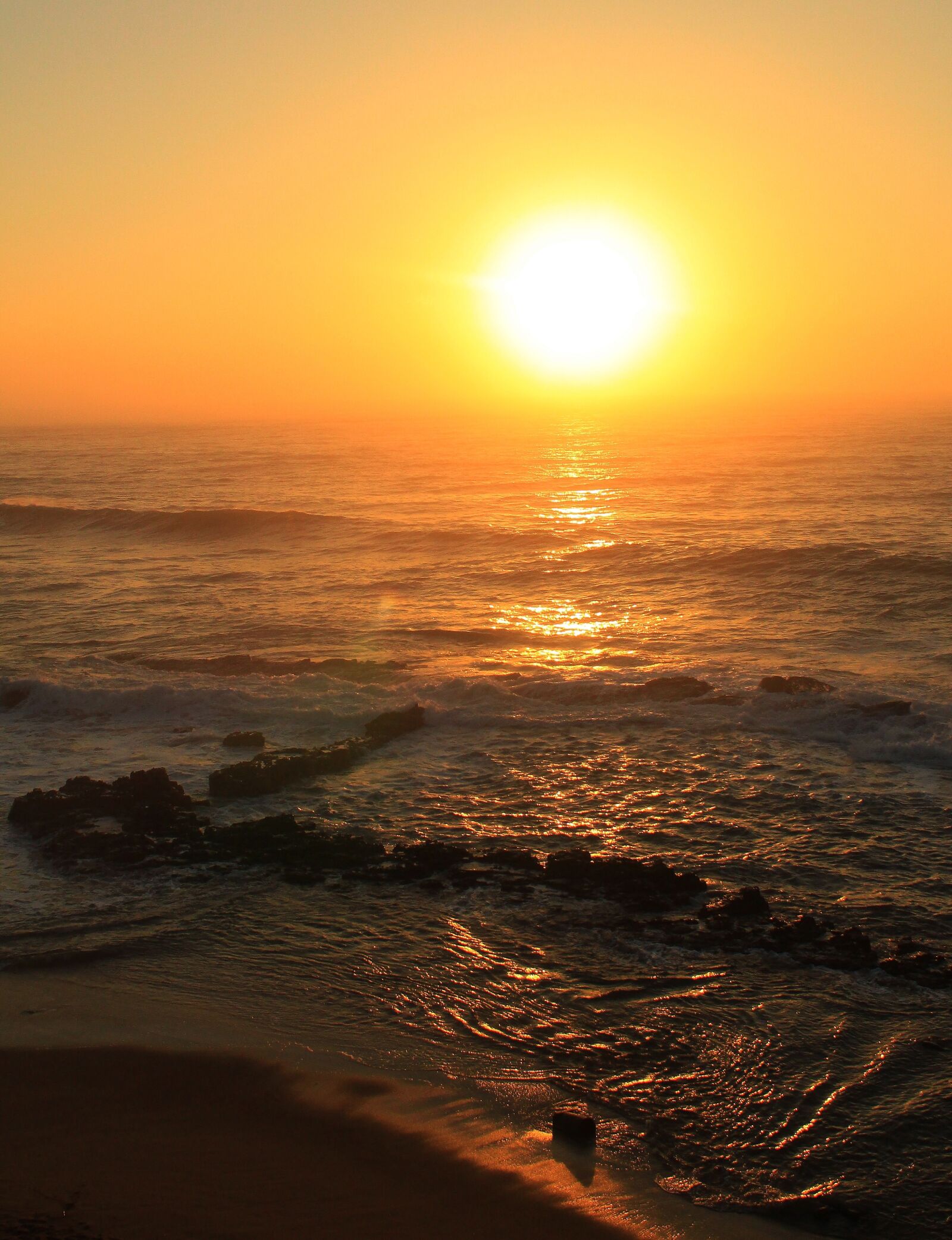 Canon EOS 1300D (EOS Rebel T6 / EOS Kiss X80) sample photo. Sunrise, beach, sea photography