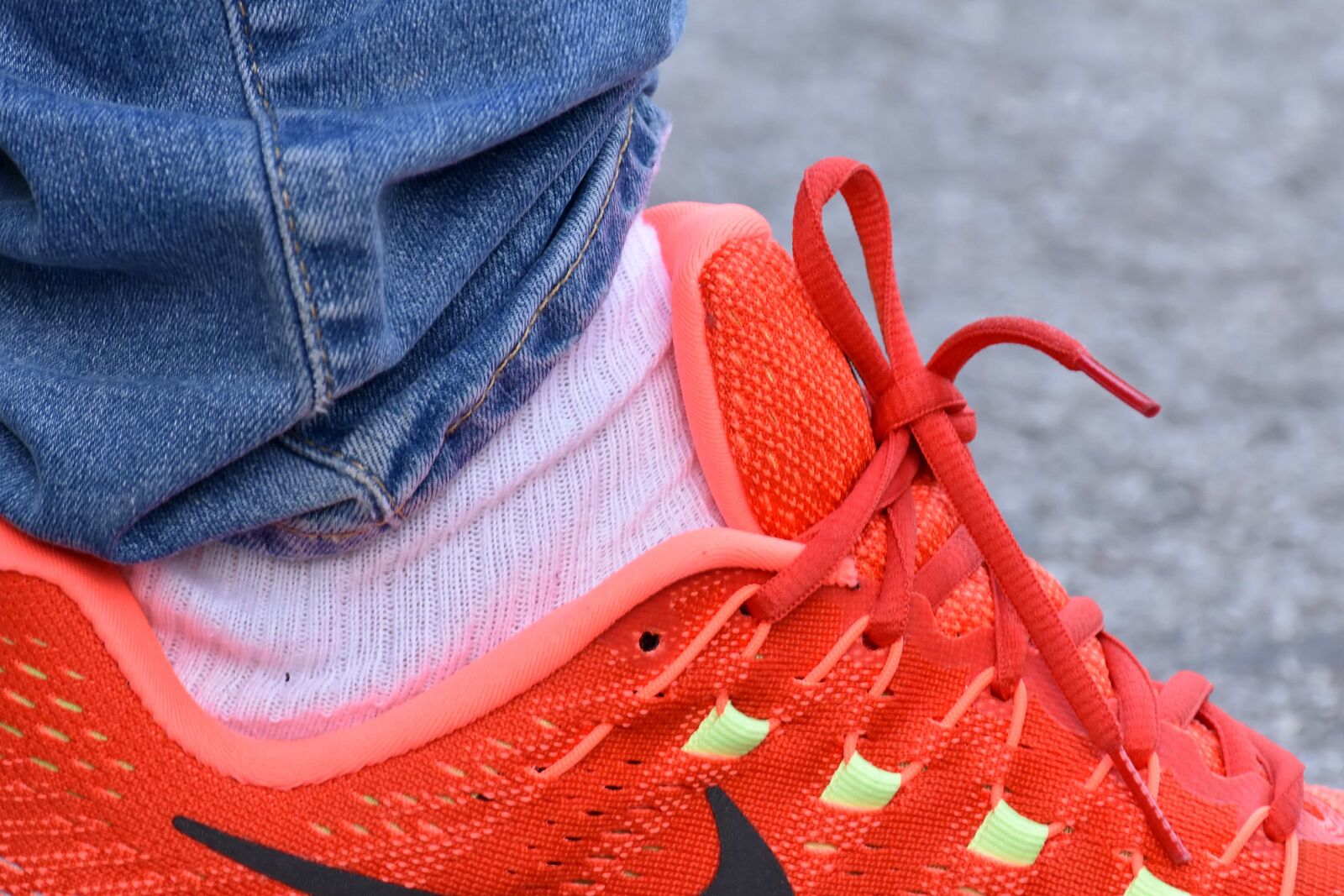 Nikon D5500 sample photo. Jeans, leg, pinkish, reddish photography