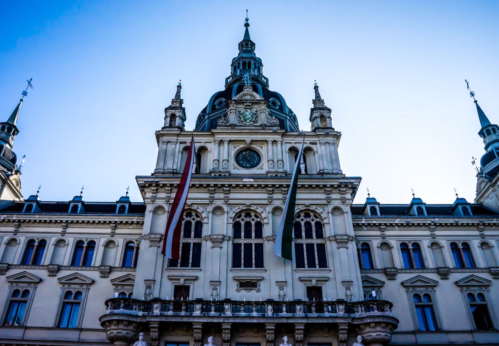 Sony a7 II + Sony FE 28-70mm F3.5-5.6 OSS sample photo. Graz, styria, town hall photography