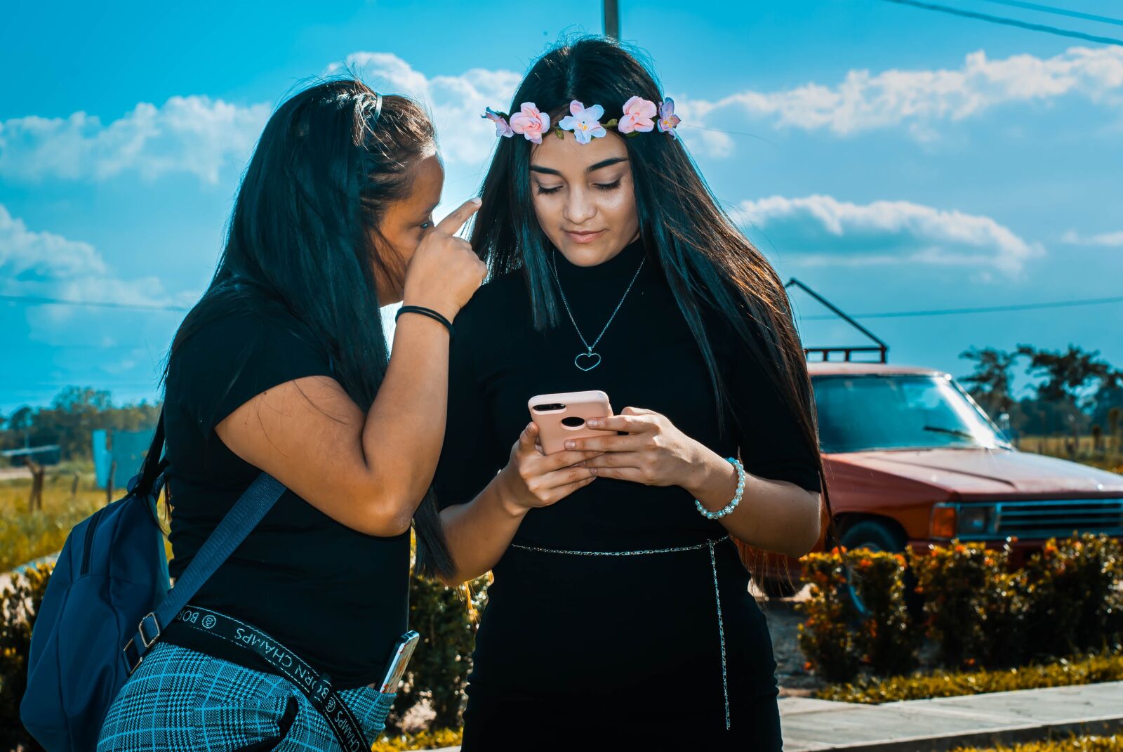 Nikon D3000 sample photo. Friends, sisters, people photography