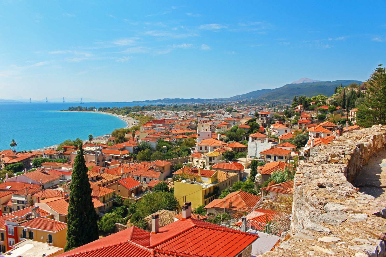 Canon EOS 700D (EOS Rebel T5i / EOS Kiss X7i) sample photo. Greece, nafpaktos, stone wall photography