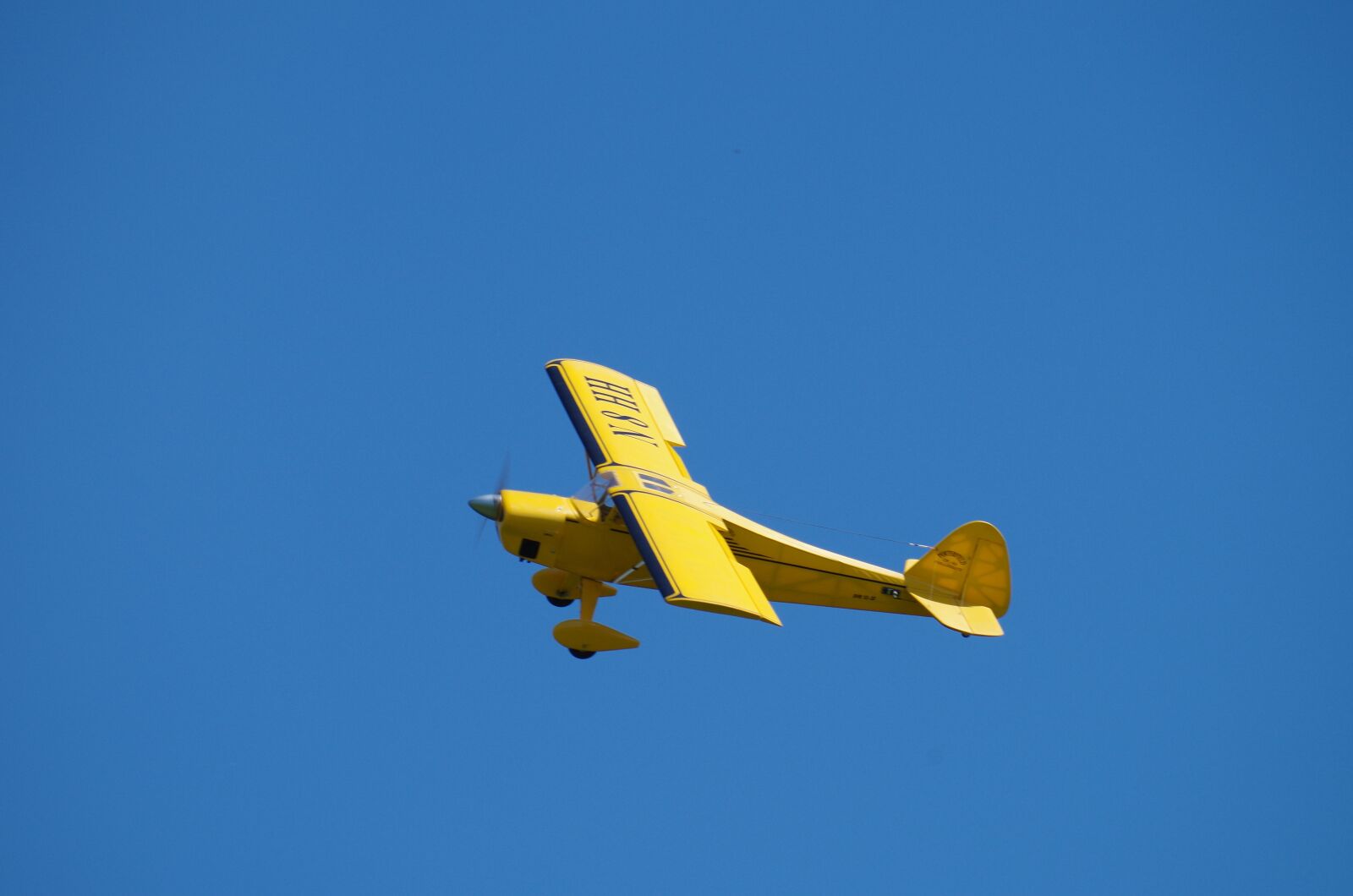 Pentax K-500 sample photo. Aircraft, model, flying photography