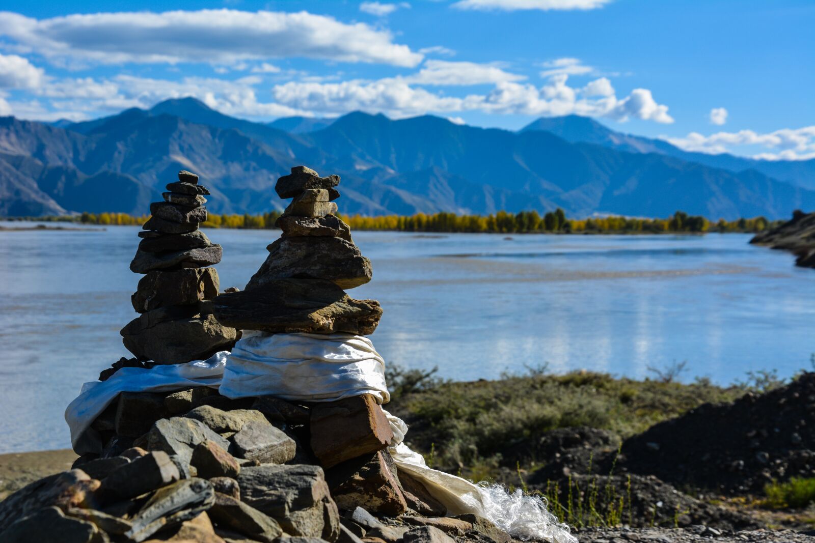 Nikon D5200 sample photo. Stone, lake, rock photography