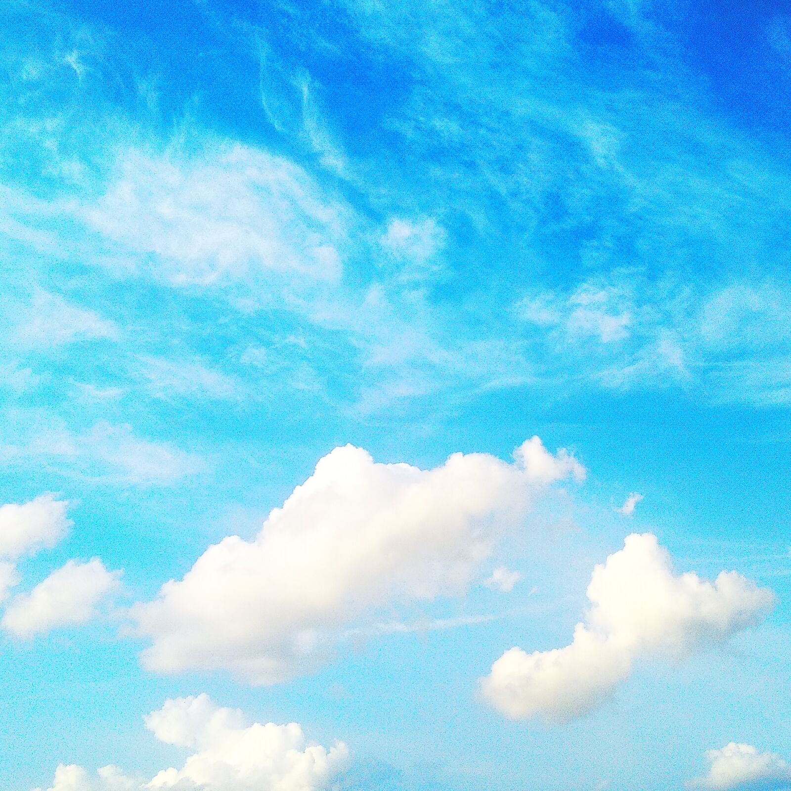 Xiaomi Redmi 5 sample photo. Sky, blue, clo photography
