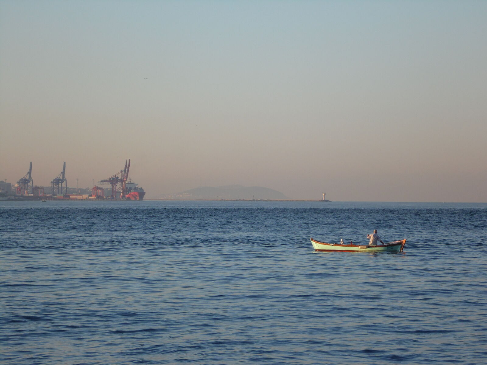 Samsung WB100/  WB101 sample photo. Fishing, fishing, boat, good photography