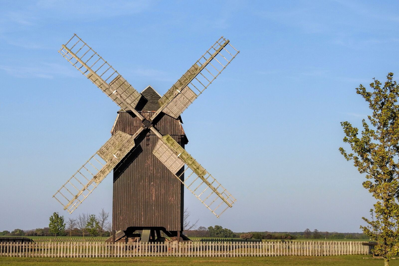 Nikon Coolpix P900 sample photo. Post mill, windmill, sky photography