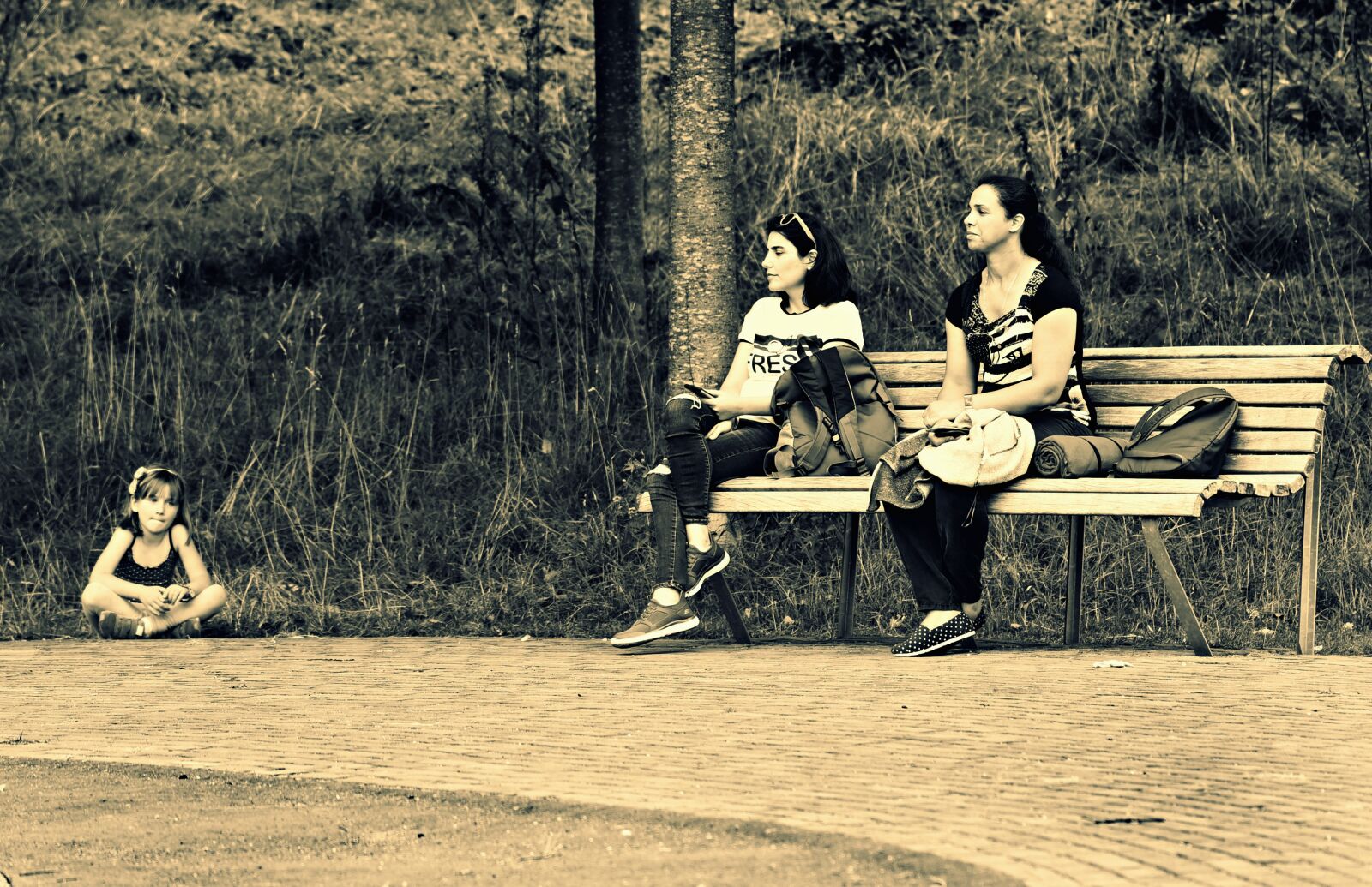 Nikon D750 sample photo. Woman, two, together photography