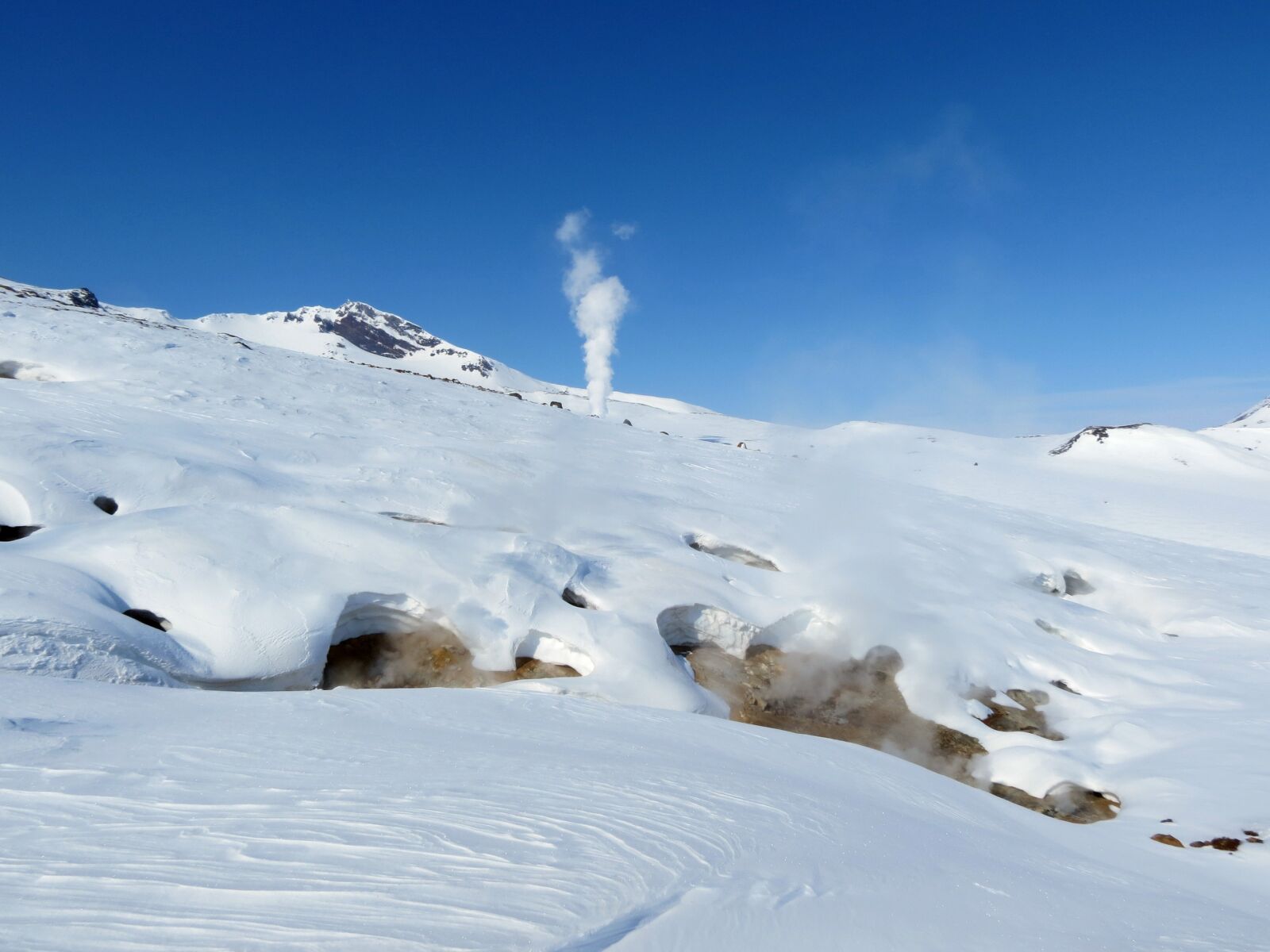 Canon PowerShot SX40 HS sample photo. Volcano, fumarole, well photography