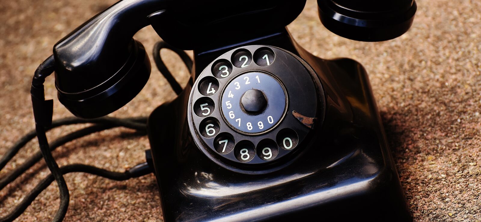 Nikon D7200 sample photo. Phone, old, year built 1955 photography