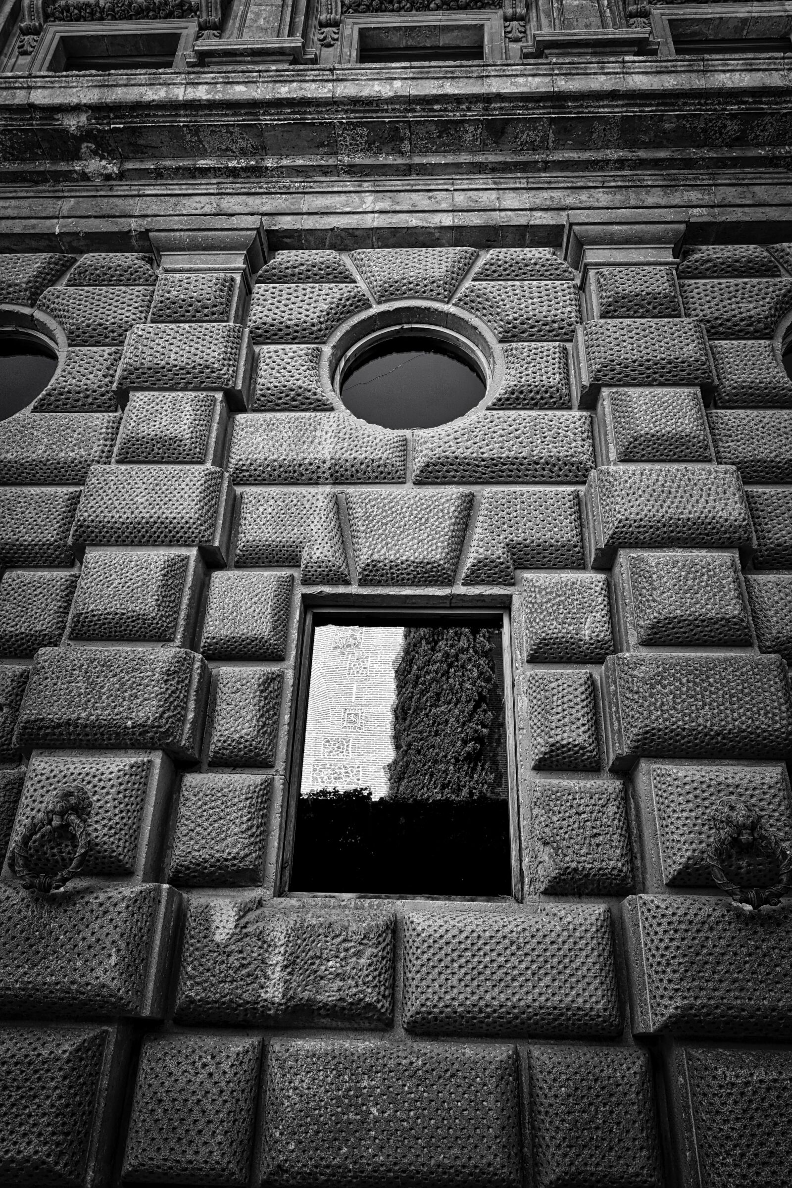 Sony Cyber-shot DSC-RX100 III sample photo. Wall, blocks, stone photography