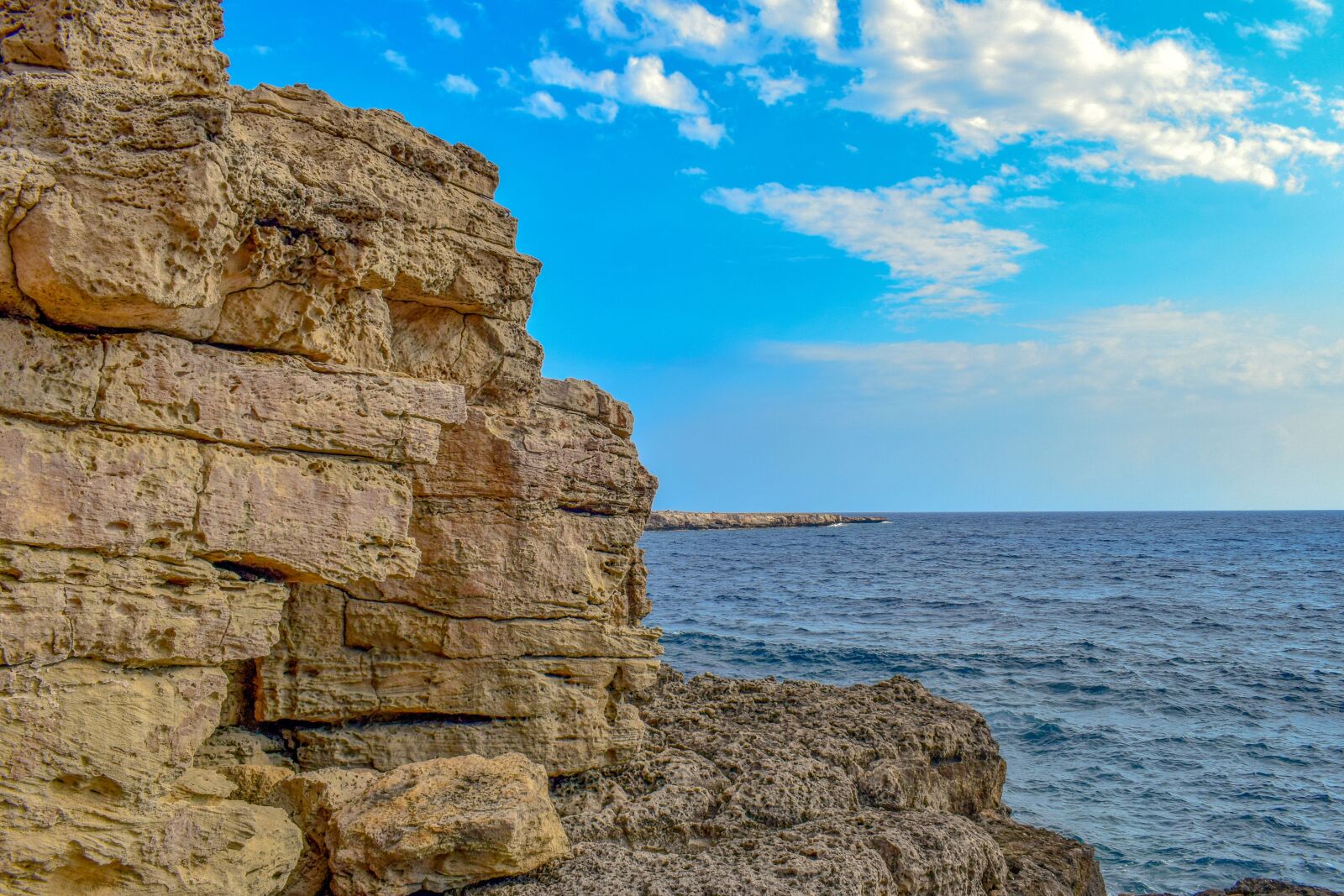 Nikon D3300 sample photo. Rocky coast, cliff, formation photography