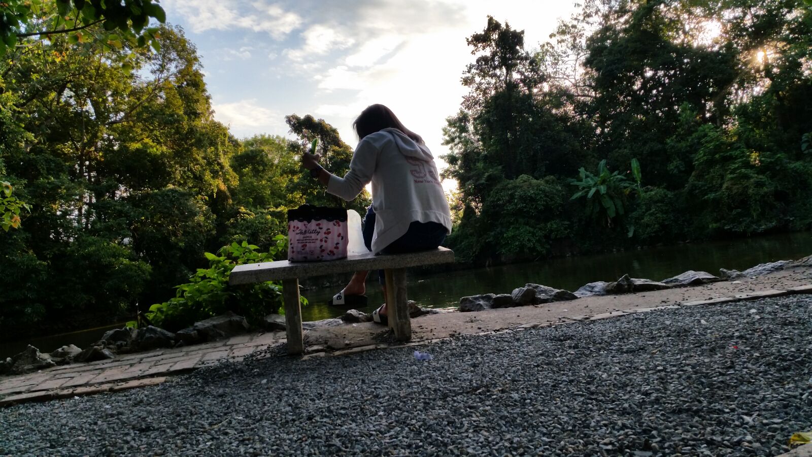 Samsung Galaxy S5 sample photo. Loneliness, lonely, park, selfie photography