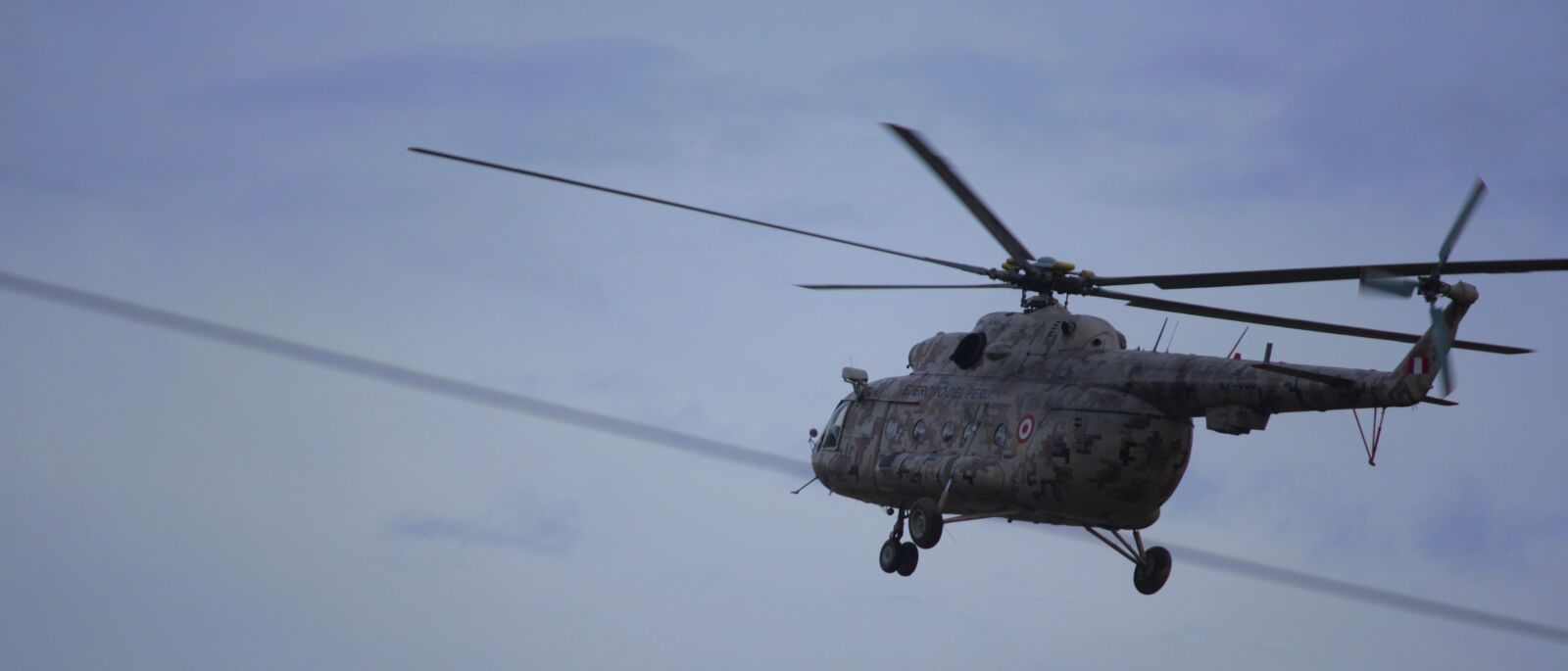 Canon EOS 60D sample photo. Fly, flying, helicopter, marine photography