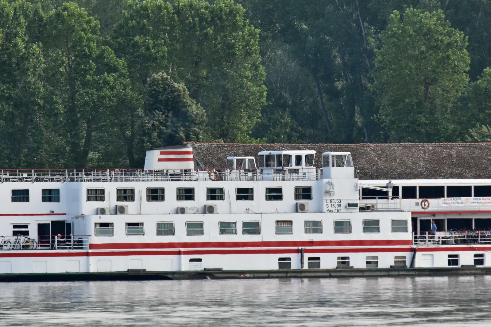 Nikon D5500 sample photo. Cruise ship, danube, tourism photography