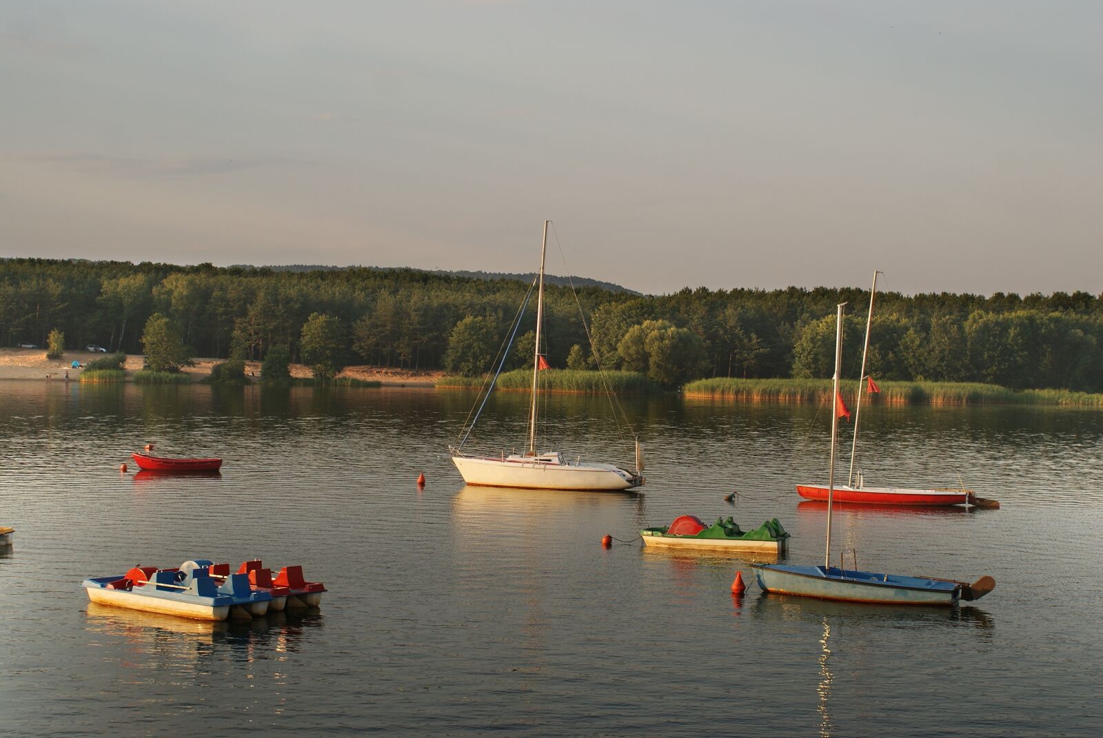 Sony Alpha DSLR-A200 sample photo. Sailboat, boat, yacht photography