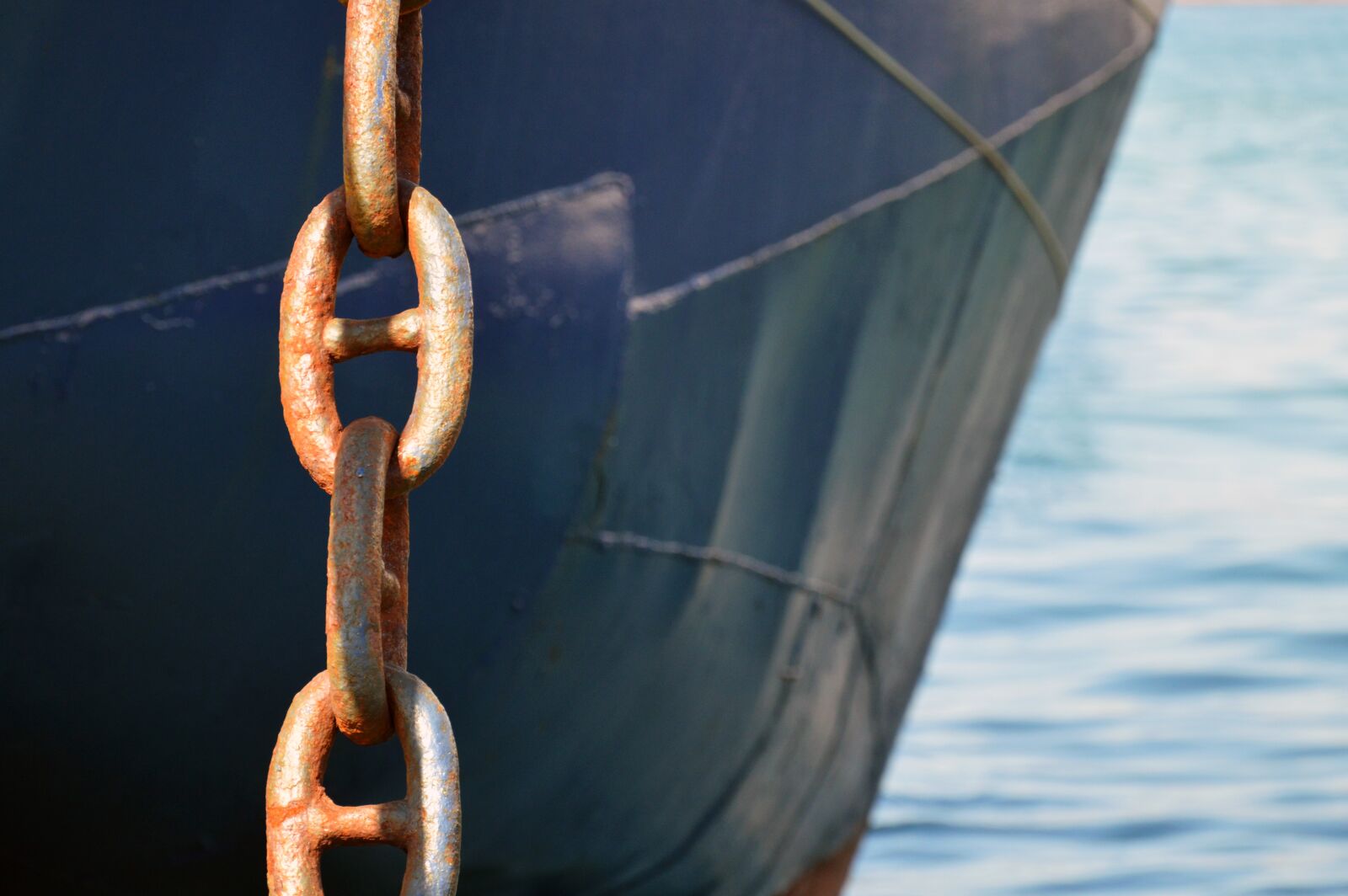 Nikon D3200 sample photo. Steel, iron, ship photography