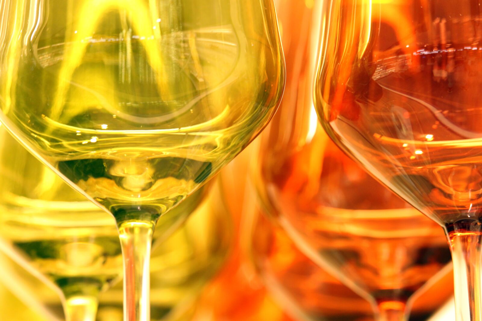 Canon EF-S 55-250mm F4-5.6 IS STM sample photo. Colored glass, wine glasses photography