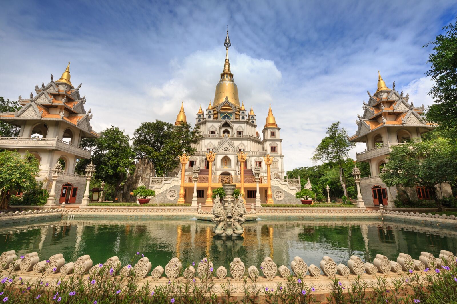 Canon EF 16-35mm F4L IS USM sample photo. Sour, vietnam, buulong photography