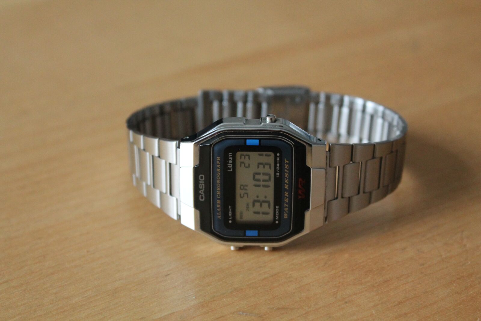 Canon EOS 1100D (EOS Rebel T3 / EOS Kiss X50) sample photo. Wristwatch, digital, quartz photography