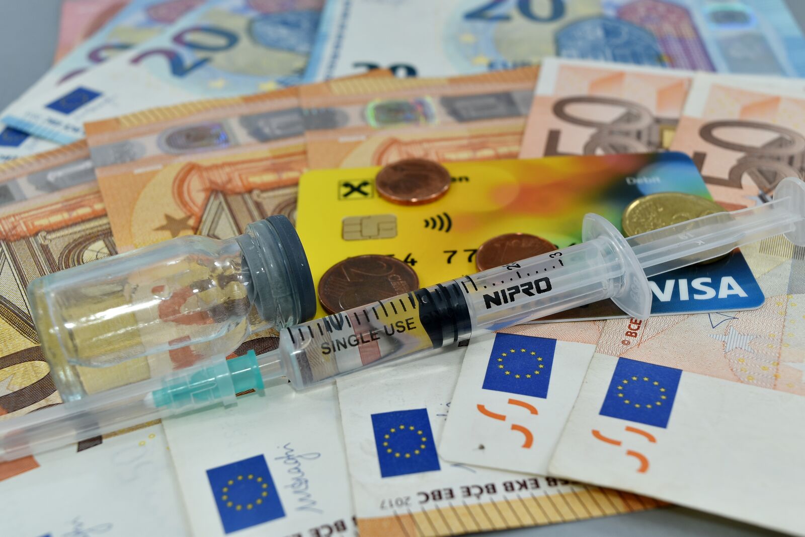 Nikon D5500 sample photo. Cash, cost, cure, investment photography