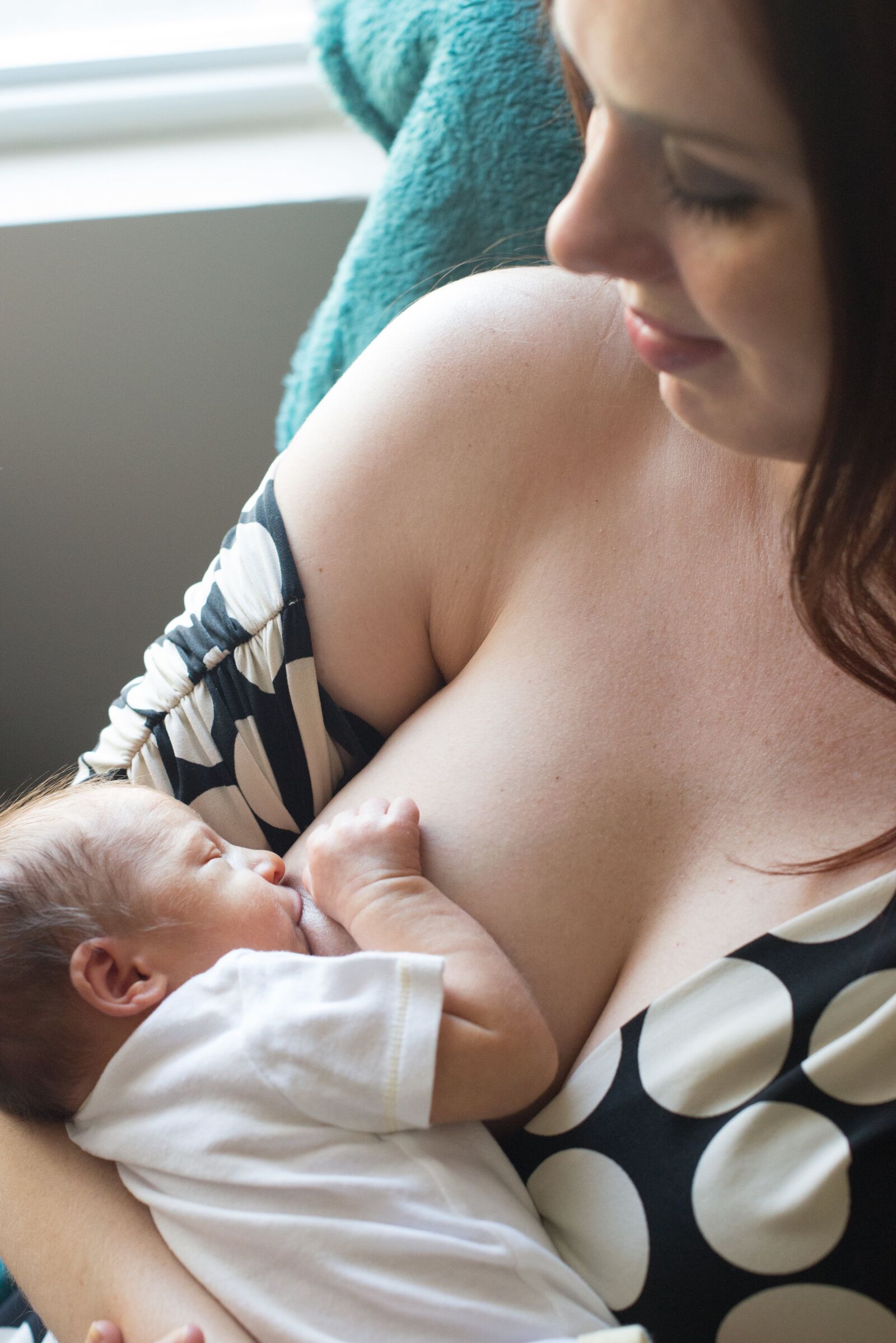 Nikon D610 sample photo. Nursing, breastfeeding, breast photography