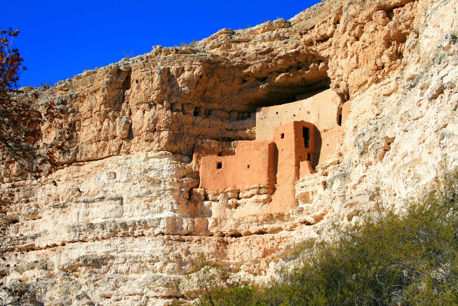 Canon EOS 400D (EOS Digital Rebel XTi / EOS Kiss Digital X) sample photo. Arizona, montezuma castle, indian photography