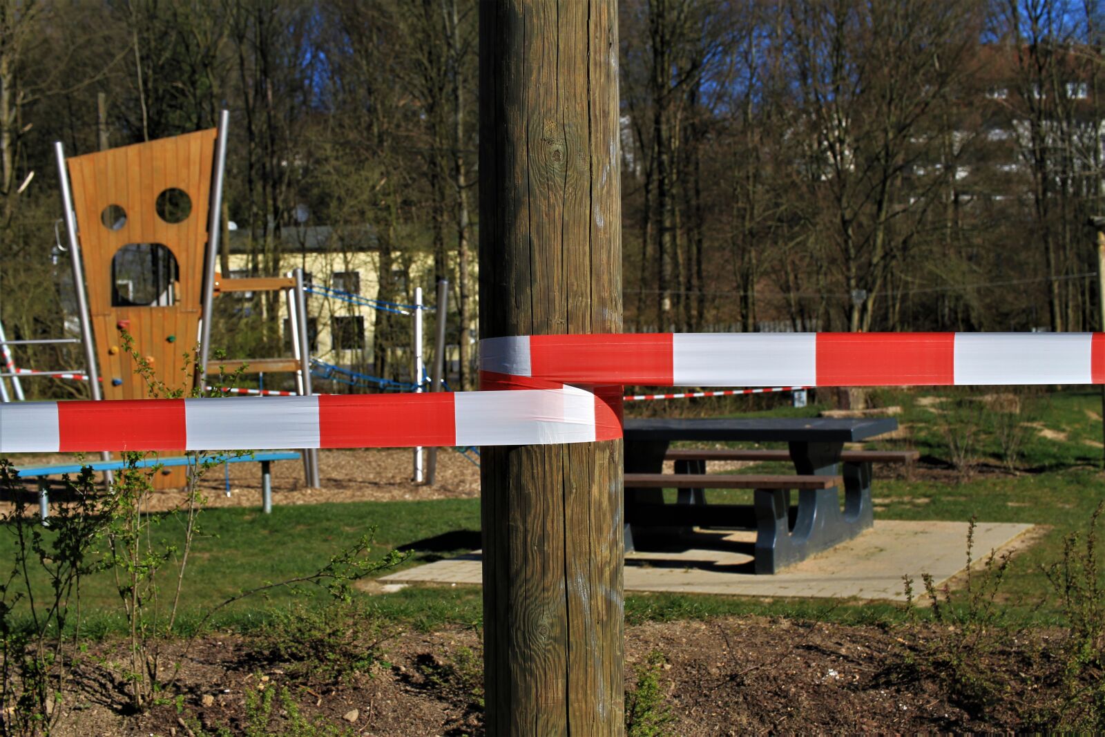 Canon EOS 7D sample photo. Barrier, corona, curfew photography
