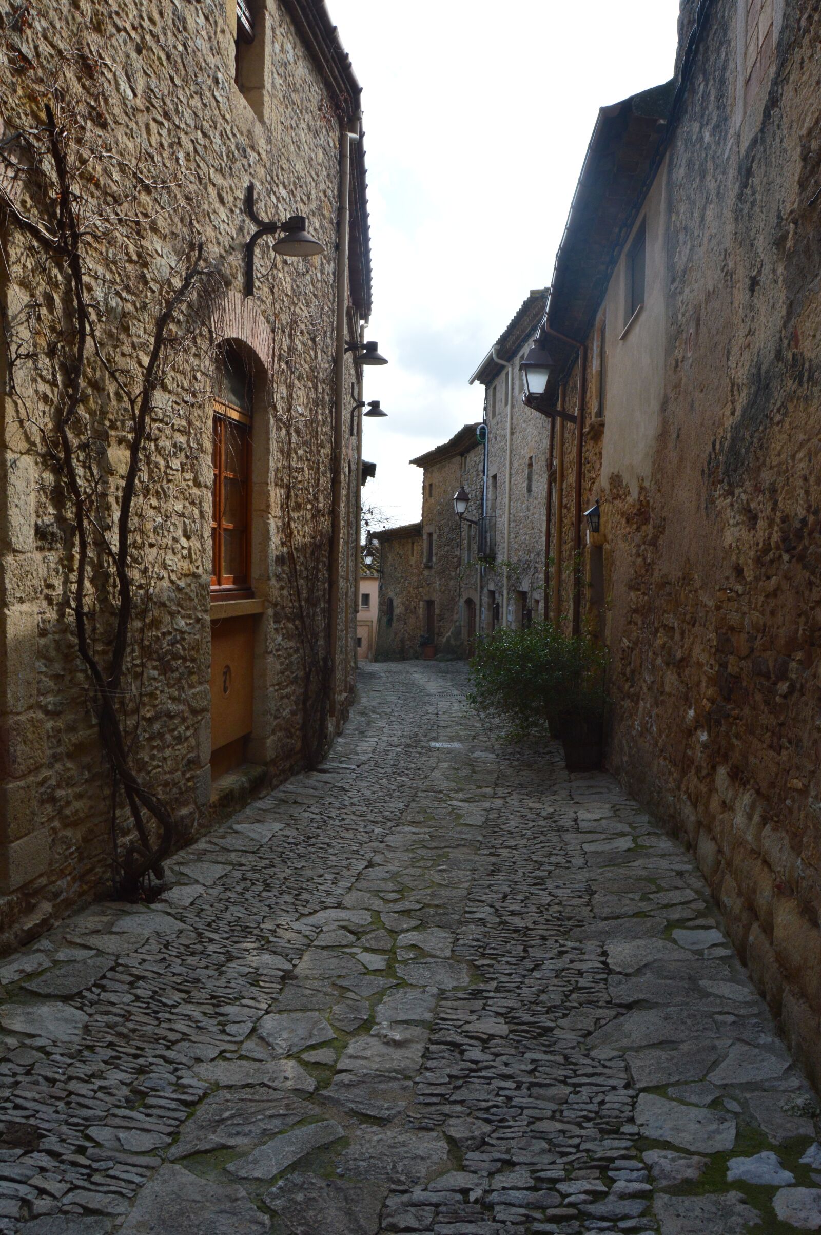 Nikon D3200 sample photo. Street, people, architecture photography