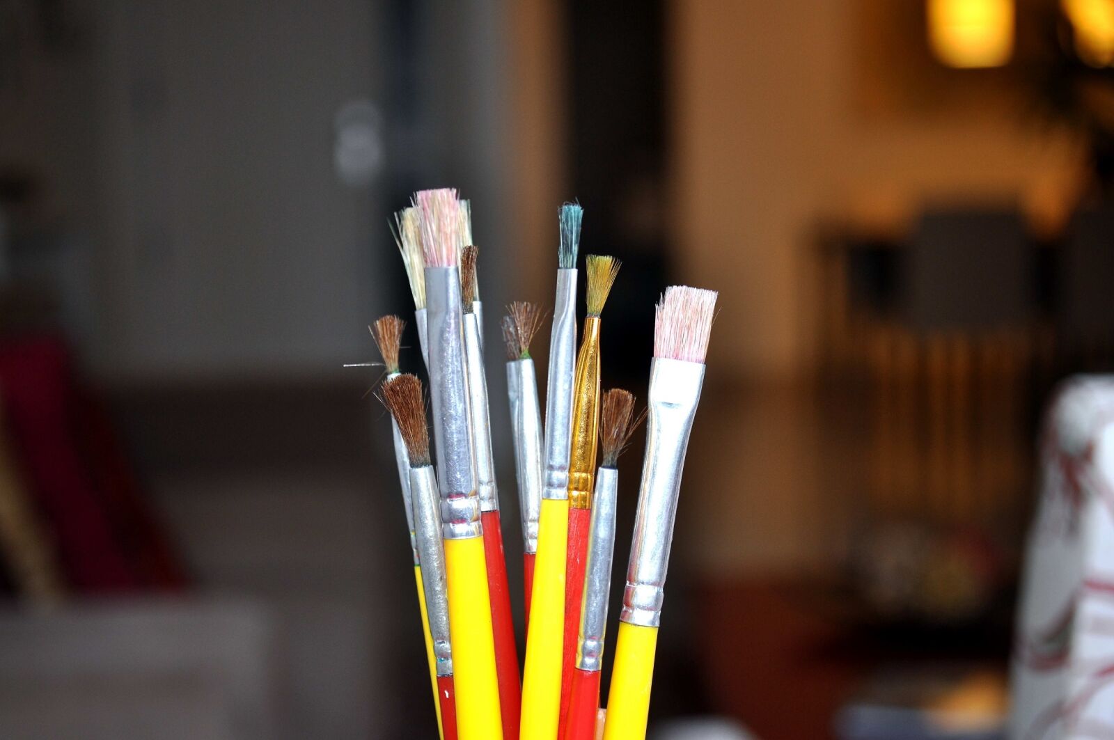 Nikon D5000 sample photo. Painting, paint brushes, artist photography
