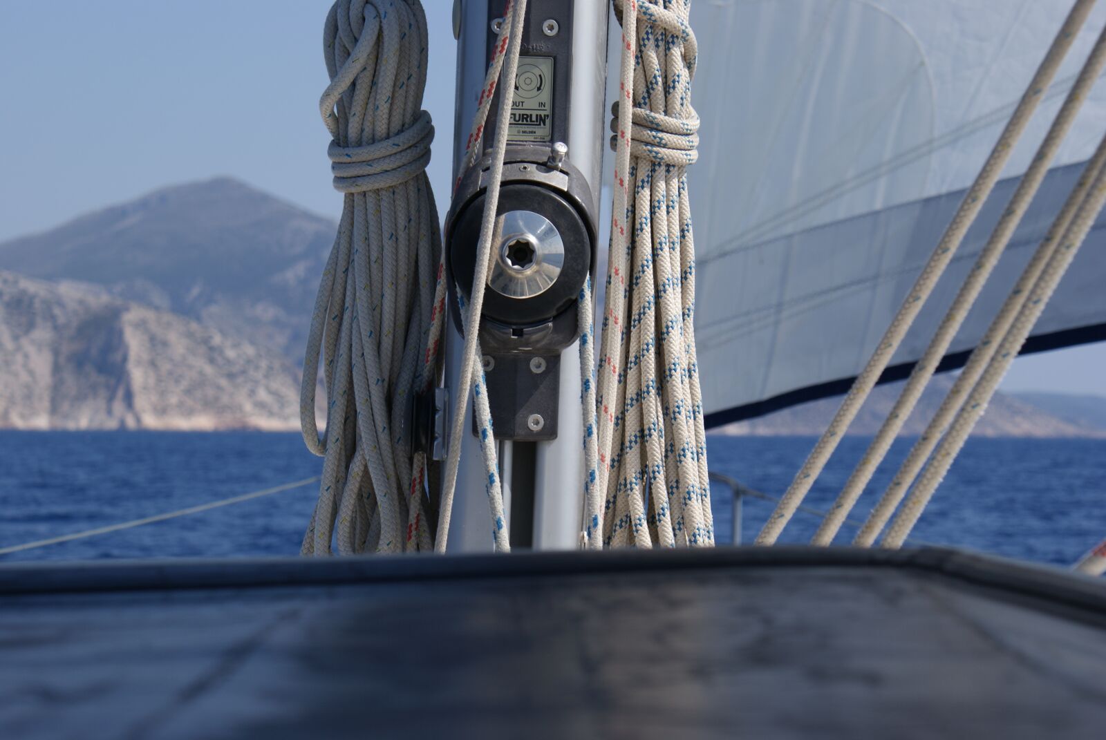 Sony Alpha DSLR-A200 sample photo. Mast, sailing yacht, sail photography