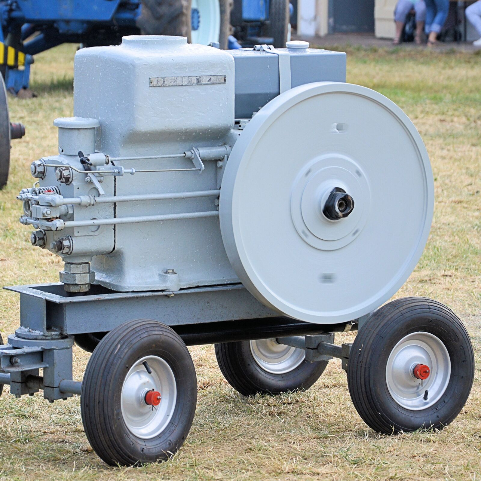Nikon D3200 sample photo. Motor, old, historically photography