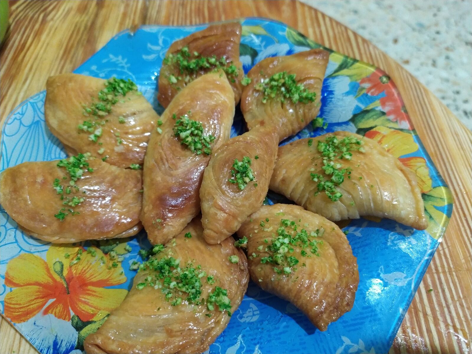 Xiaomi Redmi Note 7 sample photo. Ramadan, candy, puff pastry photography