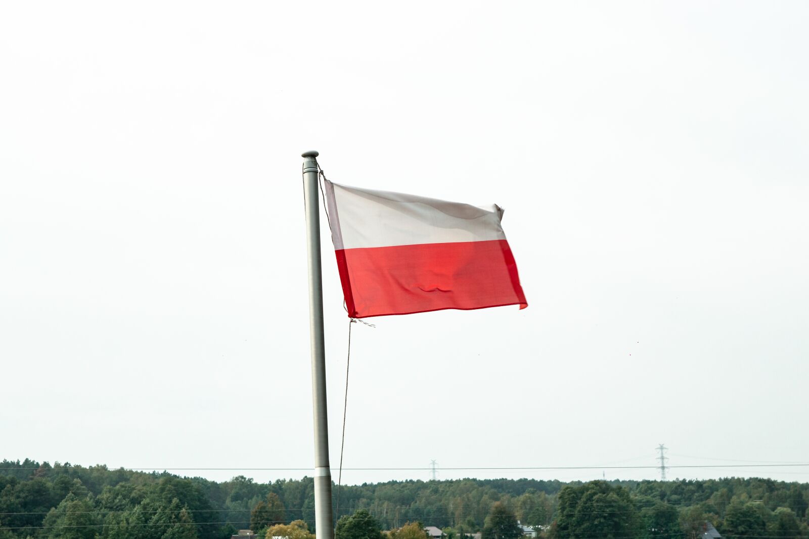 Tamron SP AF 17-50mm F2.8 XR Di II LD Aspherical (IF) sample photo. Polish flag, flag, poland photography
