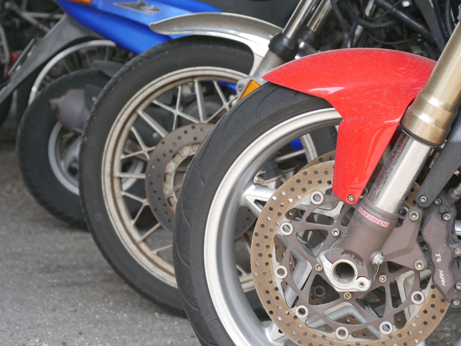 Panasonic DMC-G70 sample photo. Moped, motorcycle, two wheeled photography
