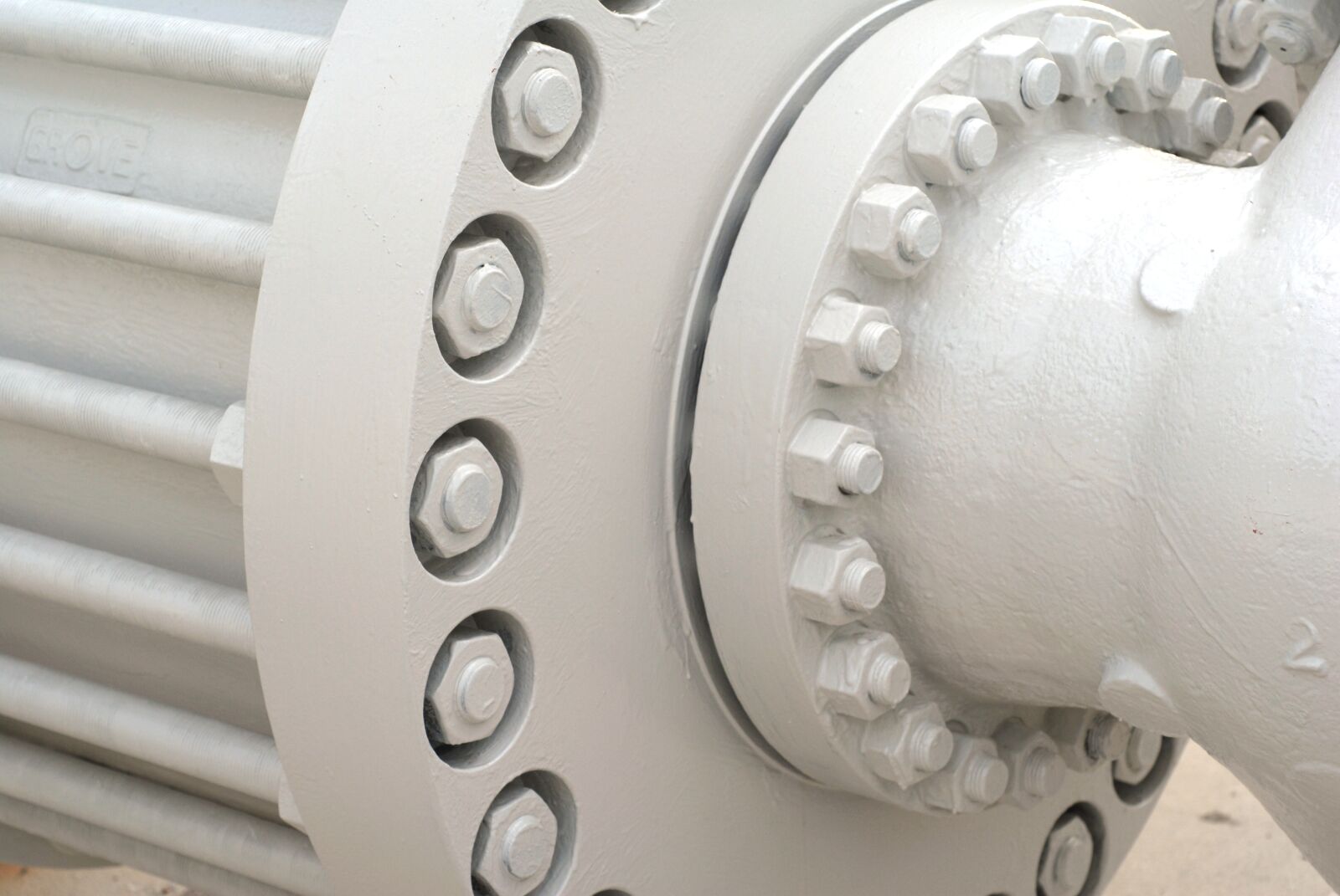 Nikon D200 sample photo. Flange, steel, the screws photography