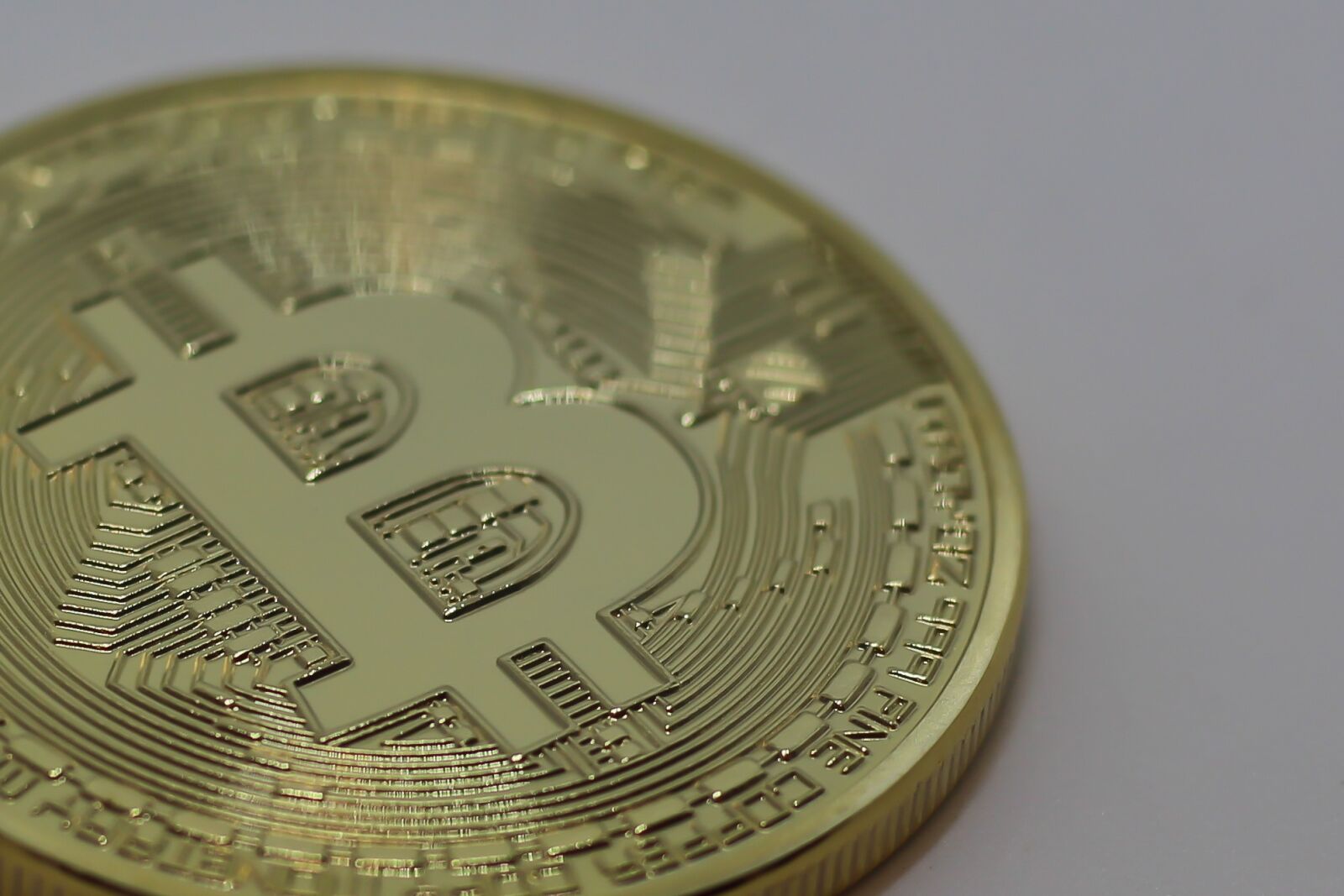 Canon EOS 700D (EOS Rebel T5i / EOS Kiss X7i) + Canon EF 50mm F1.8 STM sample photo. Bitcoin, cryptocurrency, currency photography