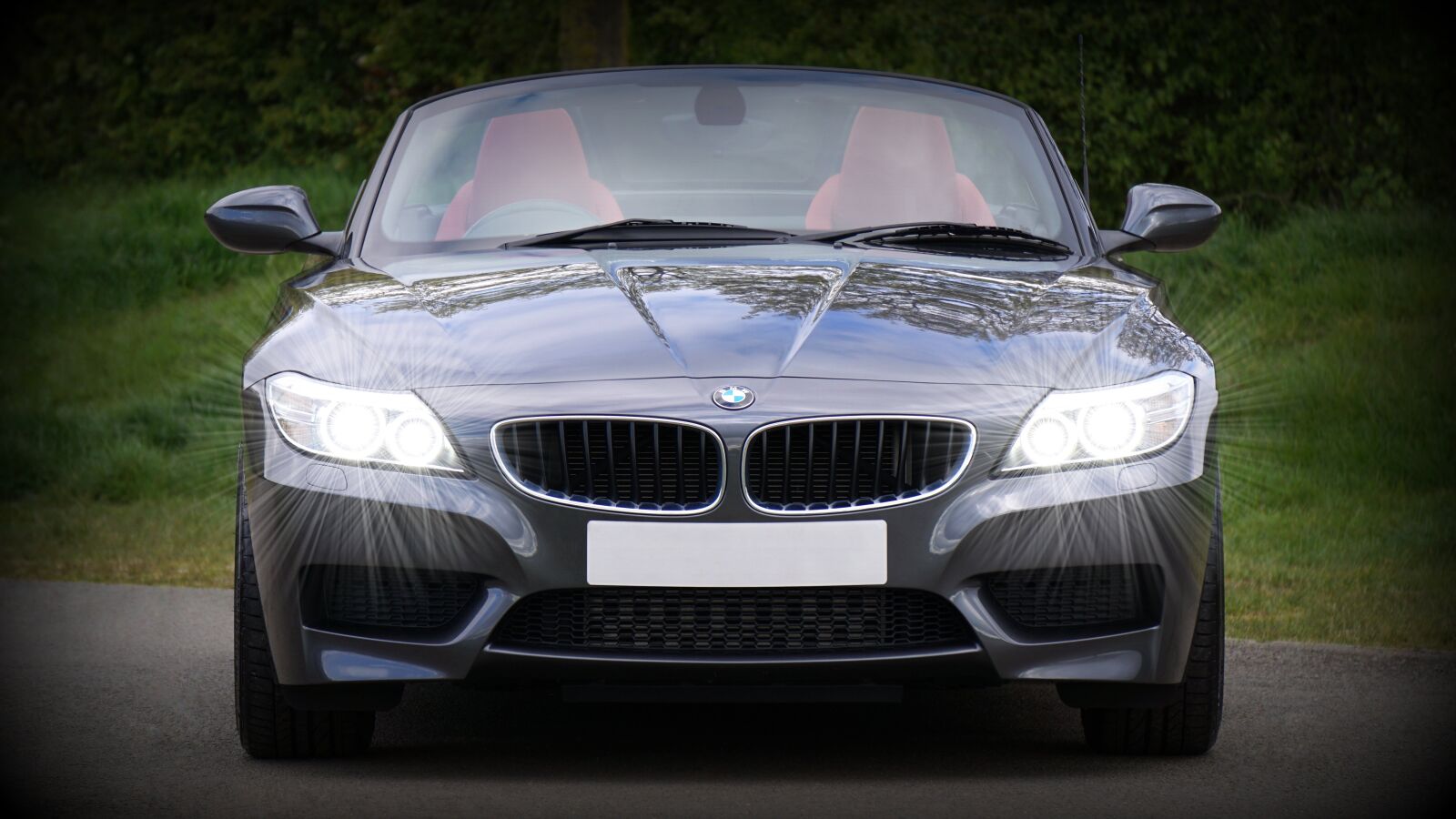 Sony E 55-210mm F4.5-6.3 OSS sample photo. Bmw, car, vehicle photography