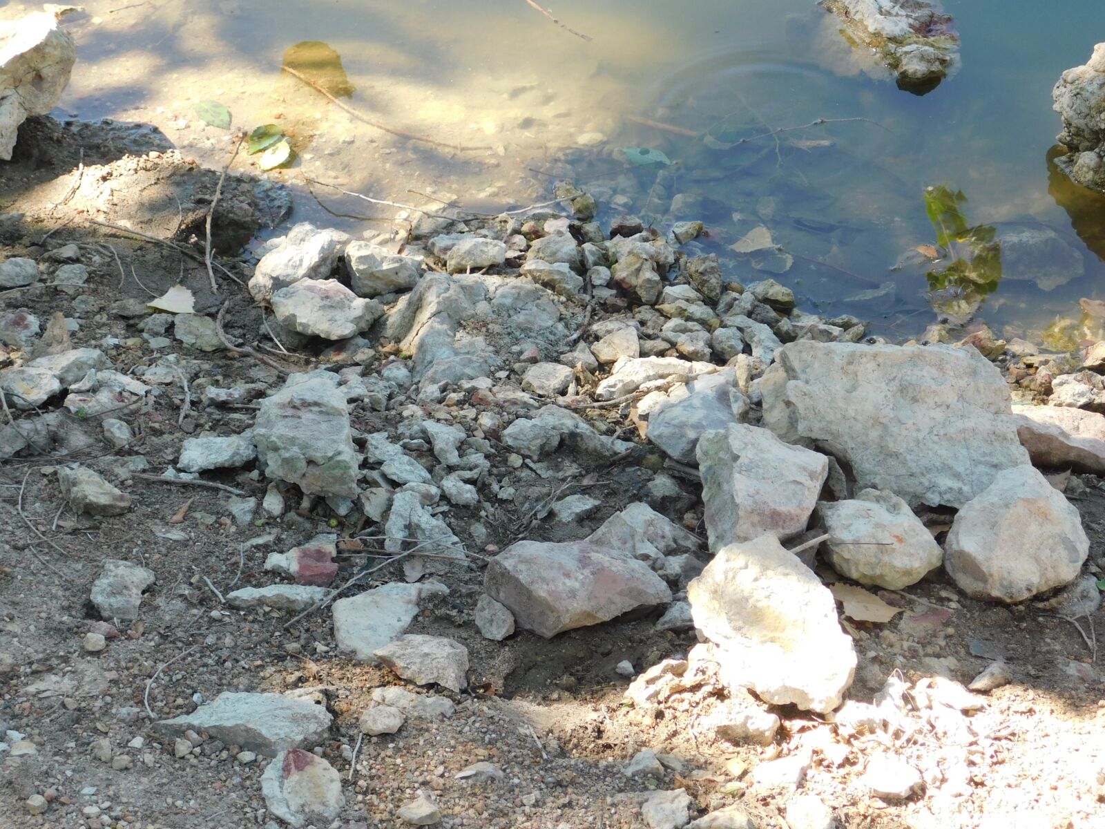 Nikon Coolpix B500 sample photo. Water, rocks, park photography